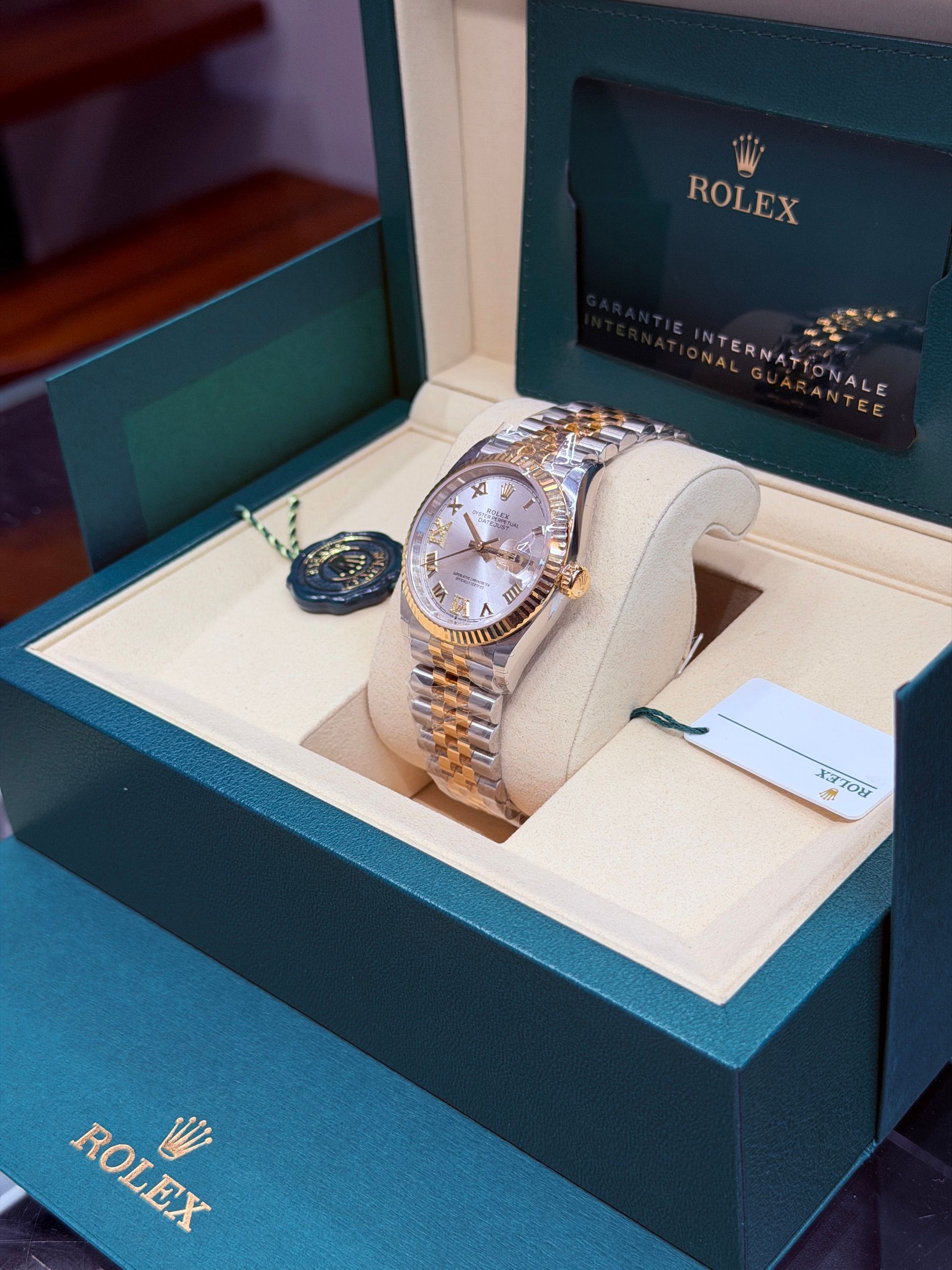 Rolex — 3