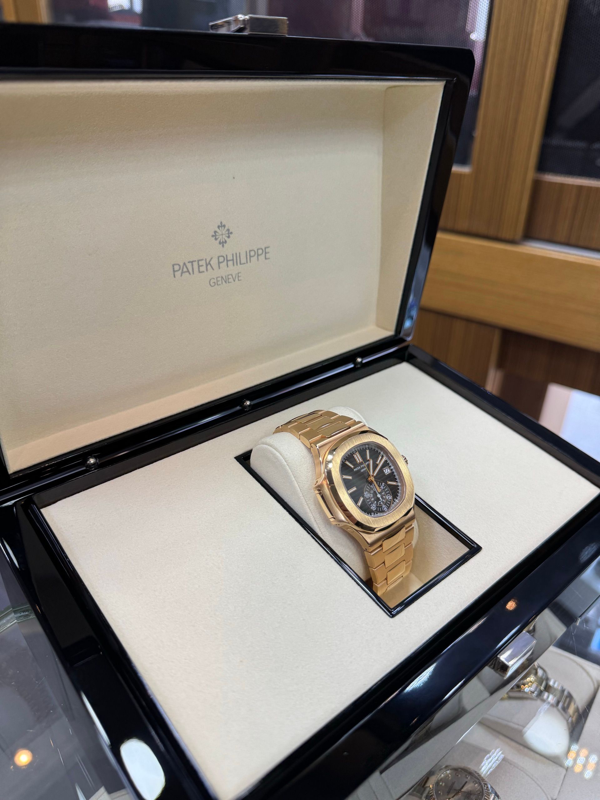 Patek Philippe — 5