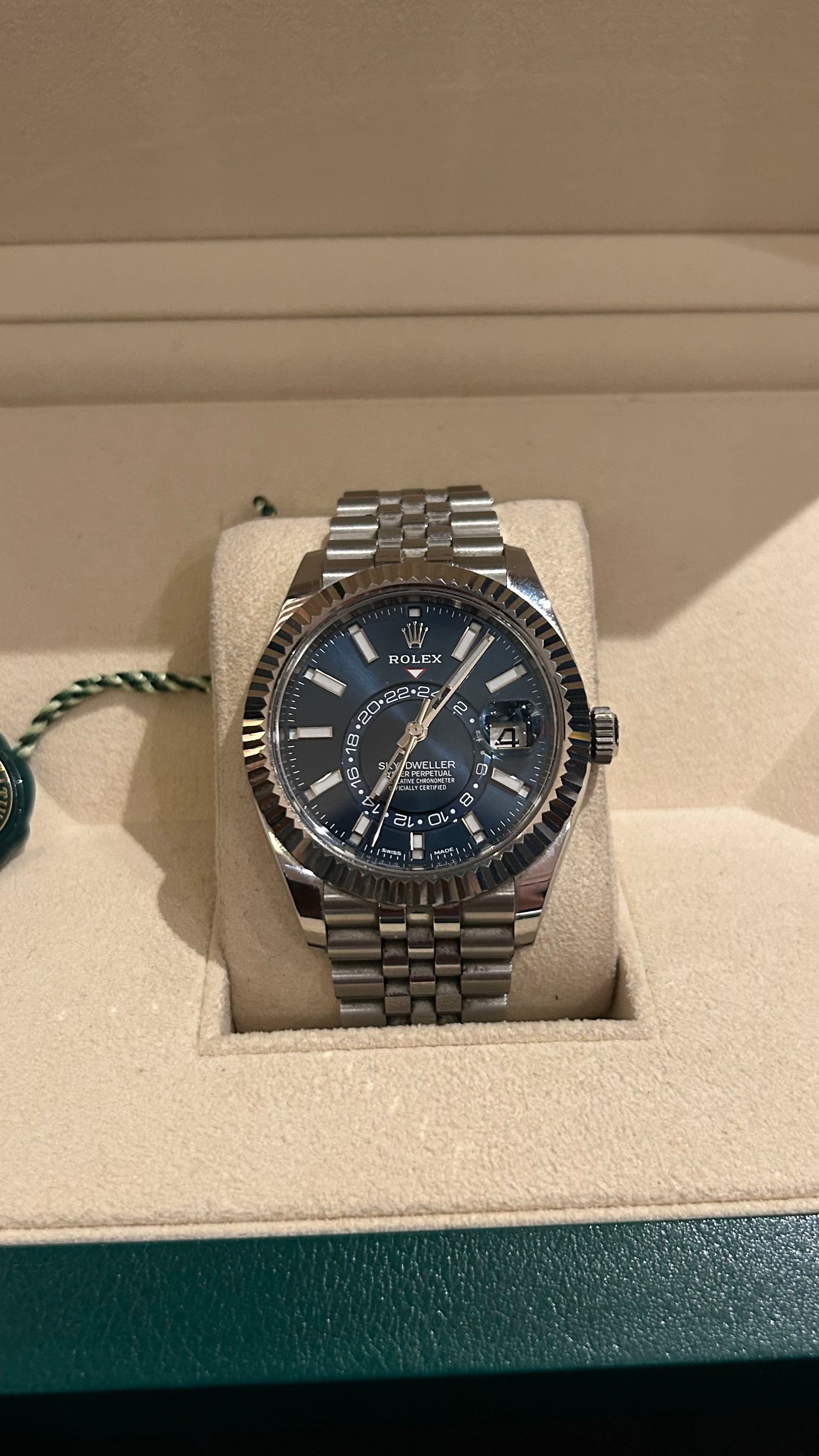 Rolex — 3