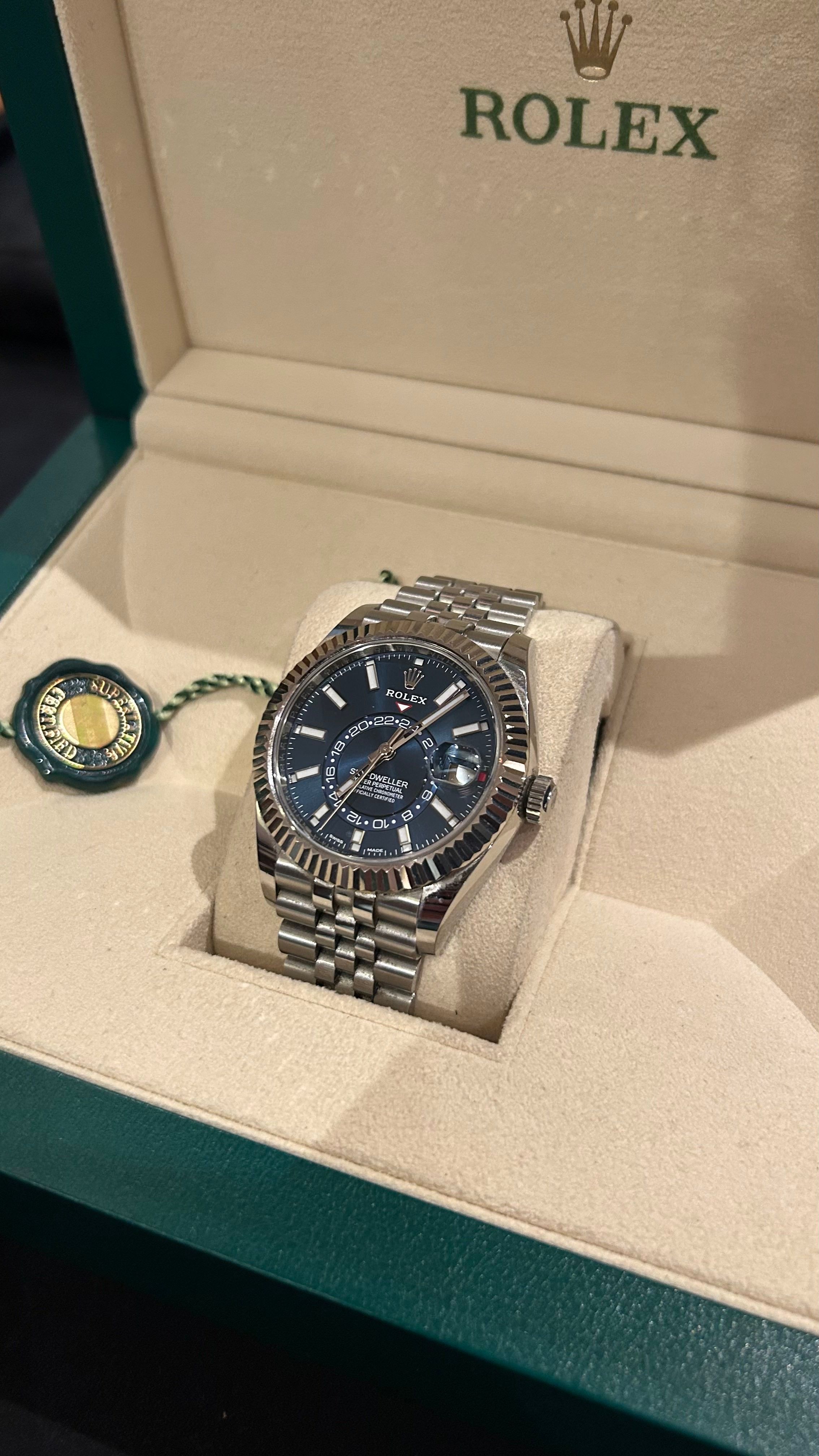Rolex — 4