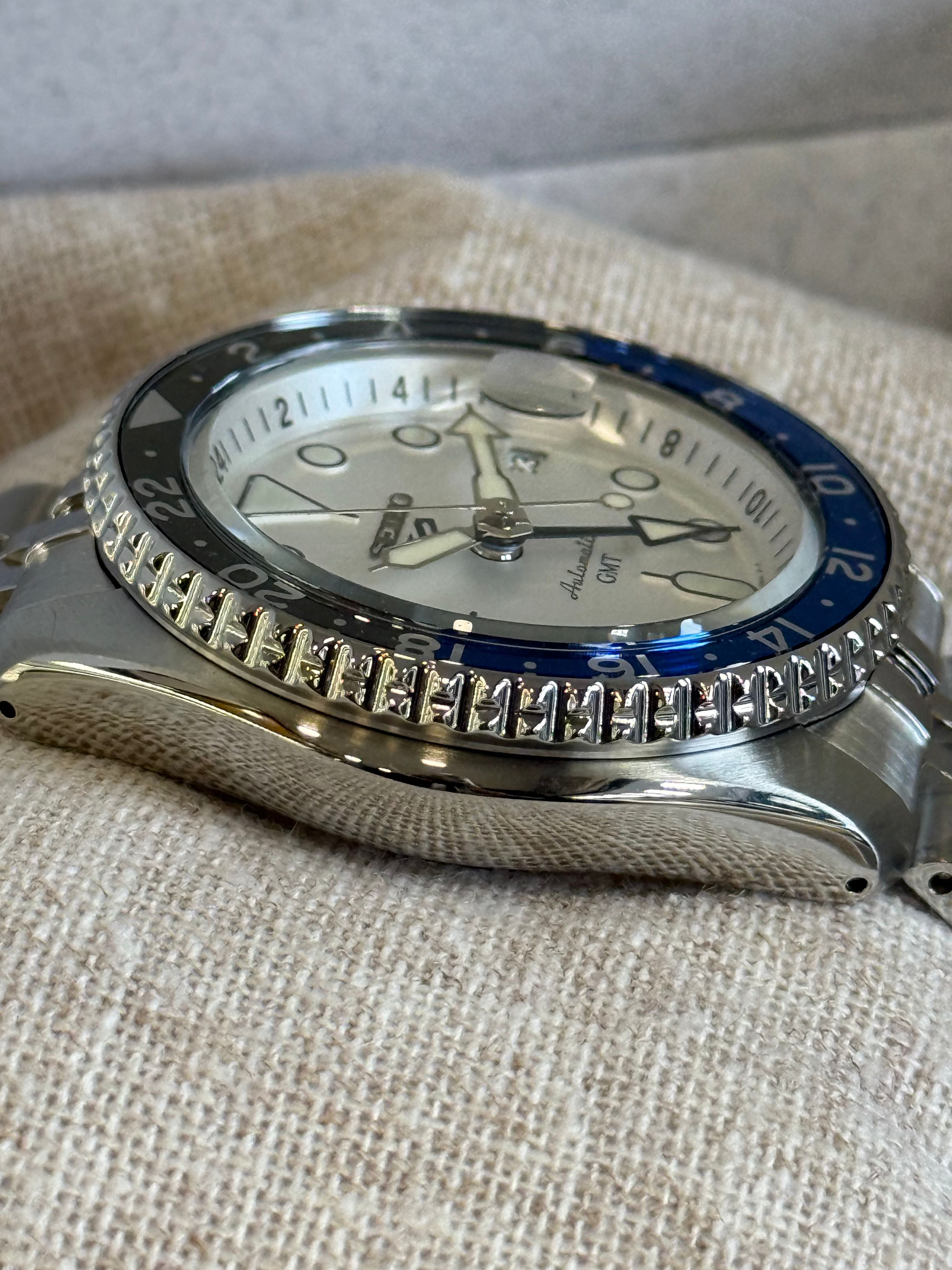 Seiko — 3