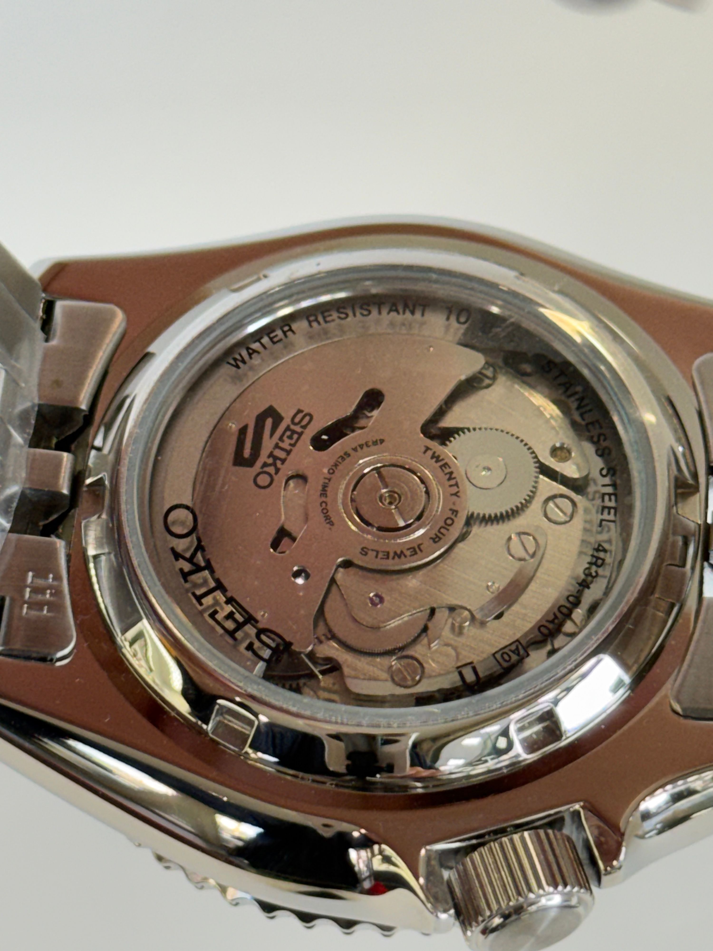 Seiko — 5