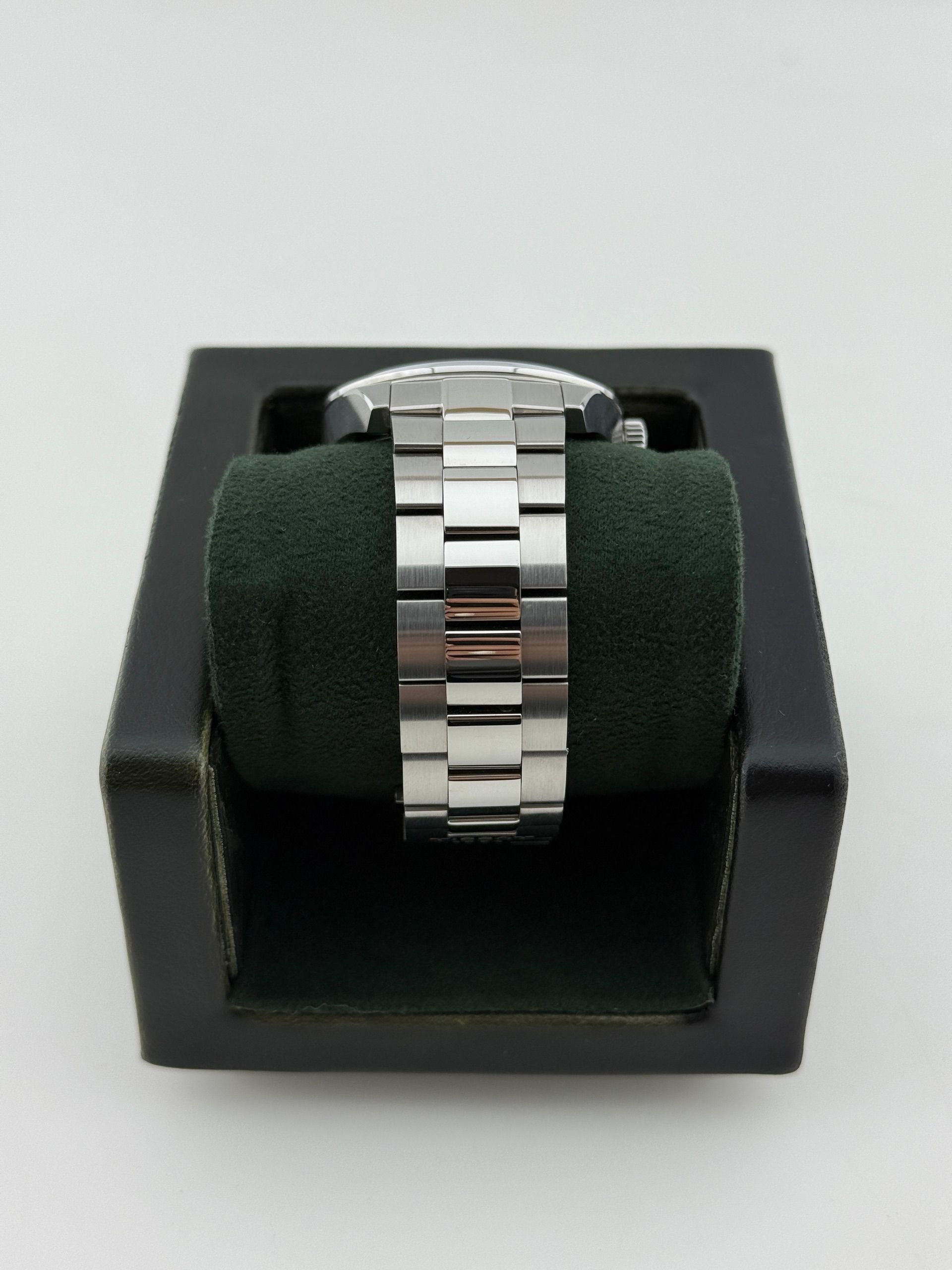 Tissot — 6
