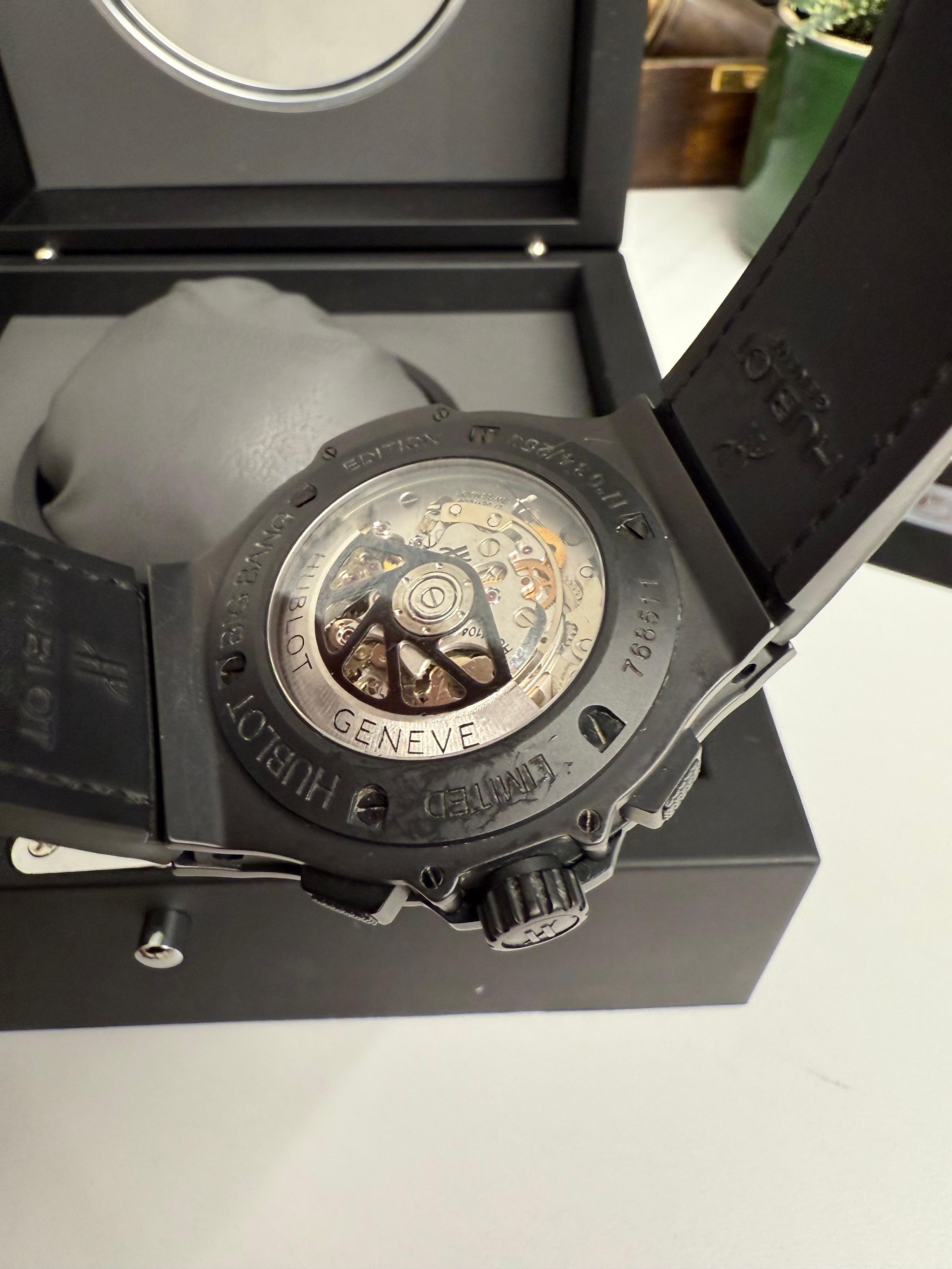 Hublot — 4