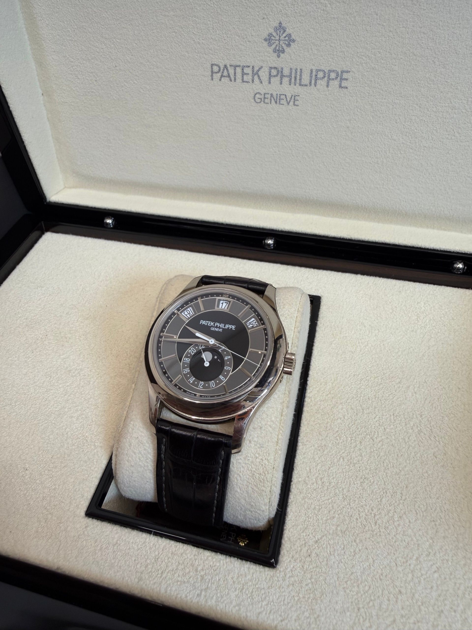 Patek Philippe — 5