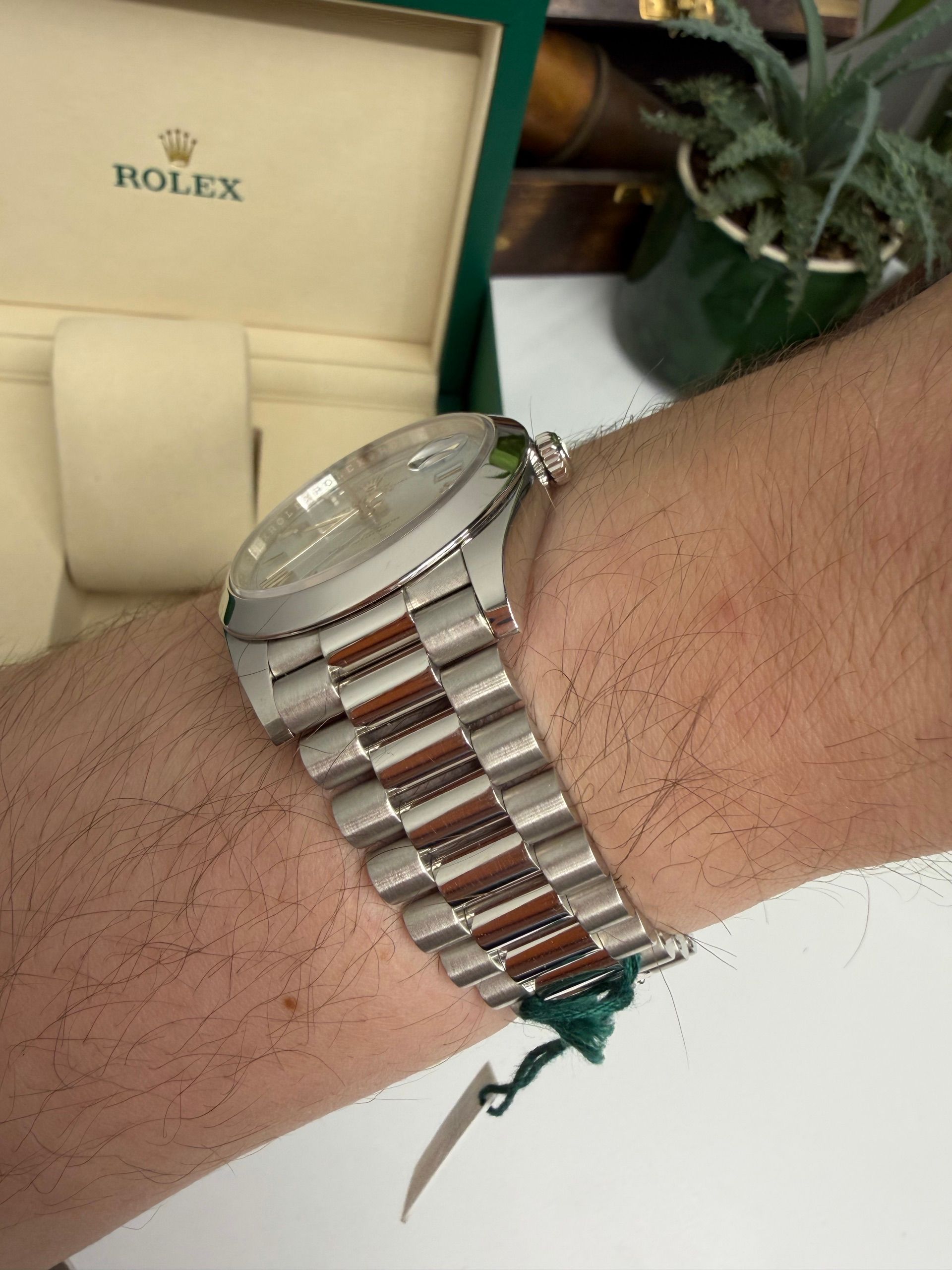 Rolex — 2