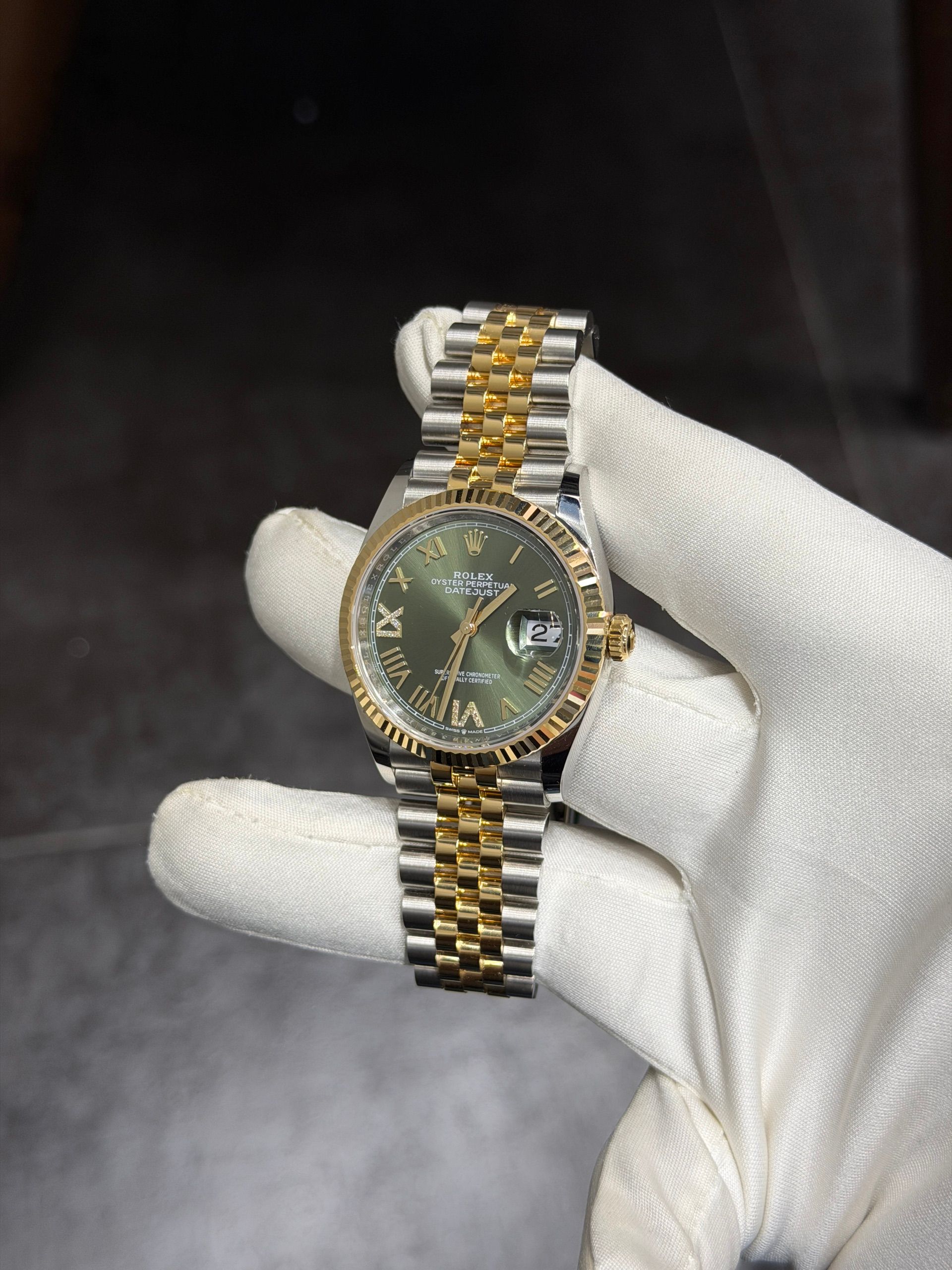 Rolex — 2