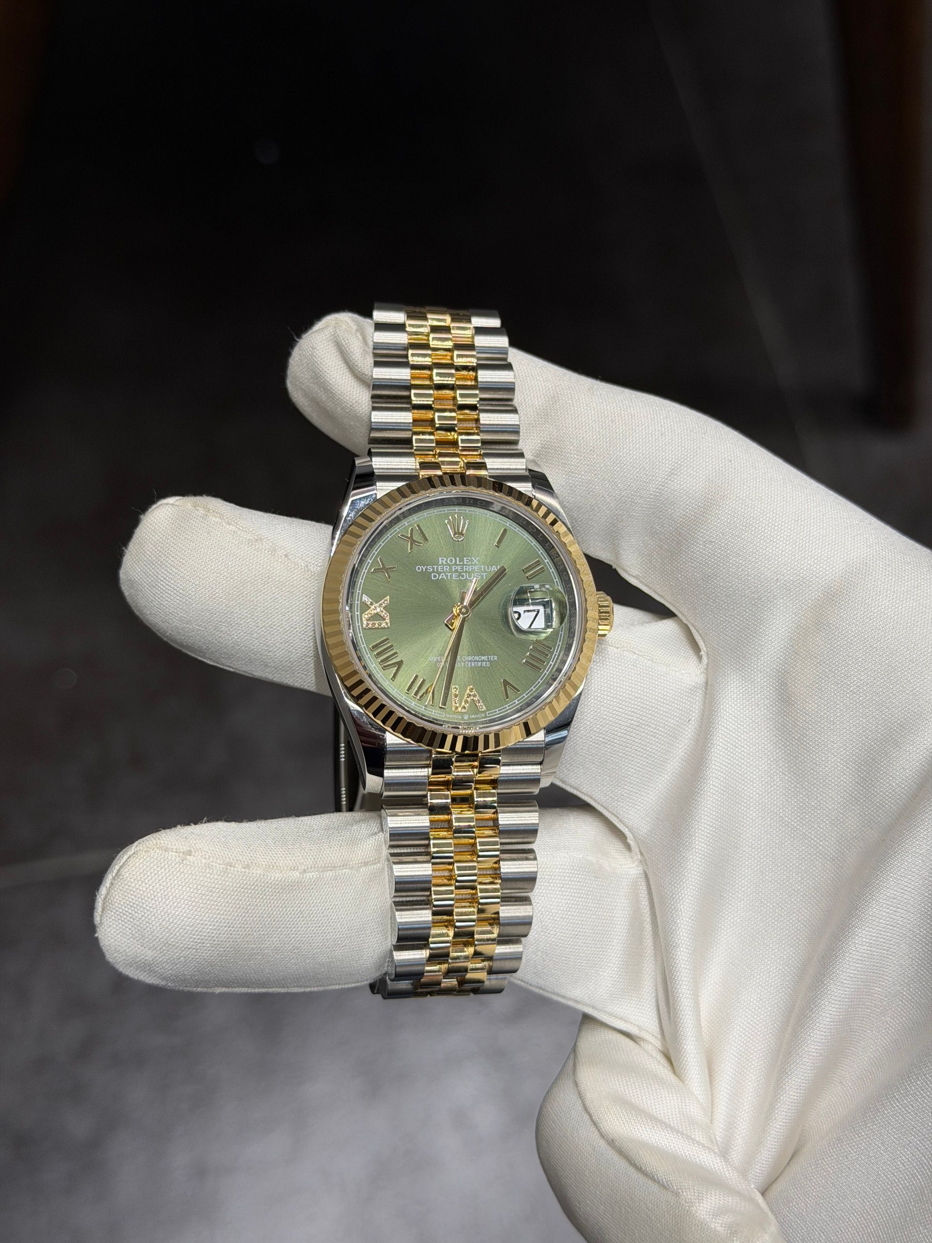 Rolex — 3