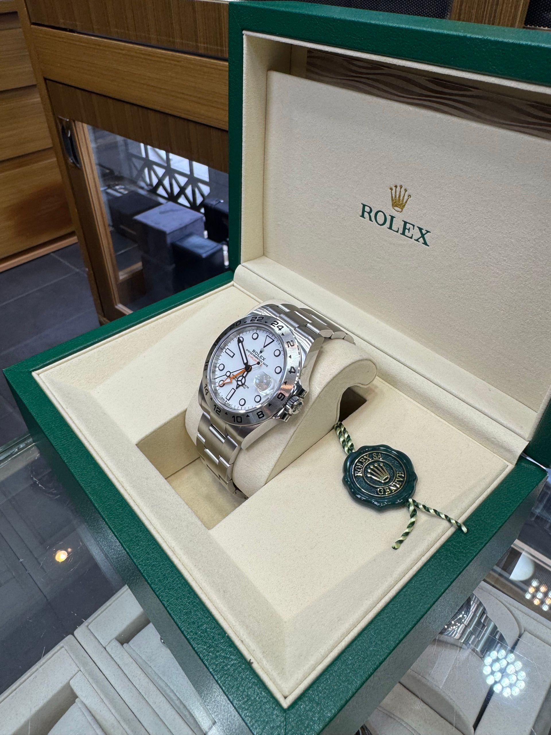 Rolex — 6