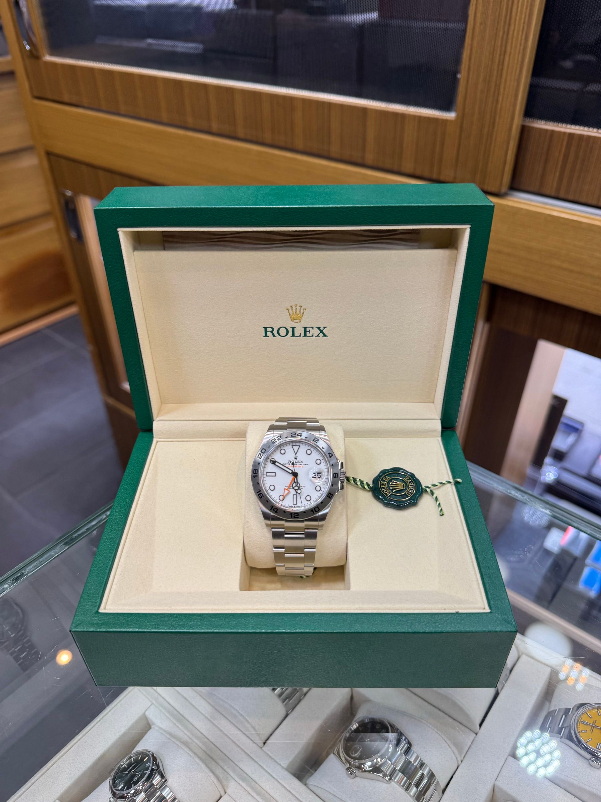 Rolex — 8