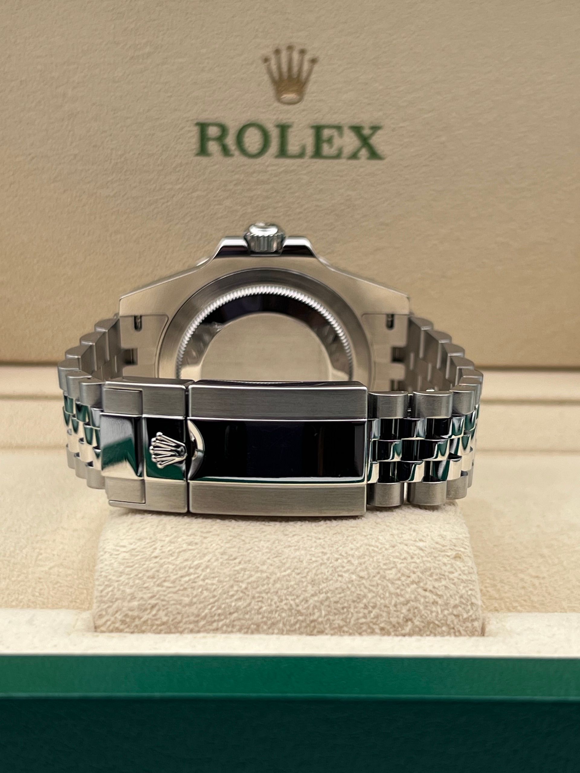 Rolex — 3