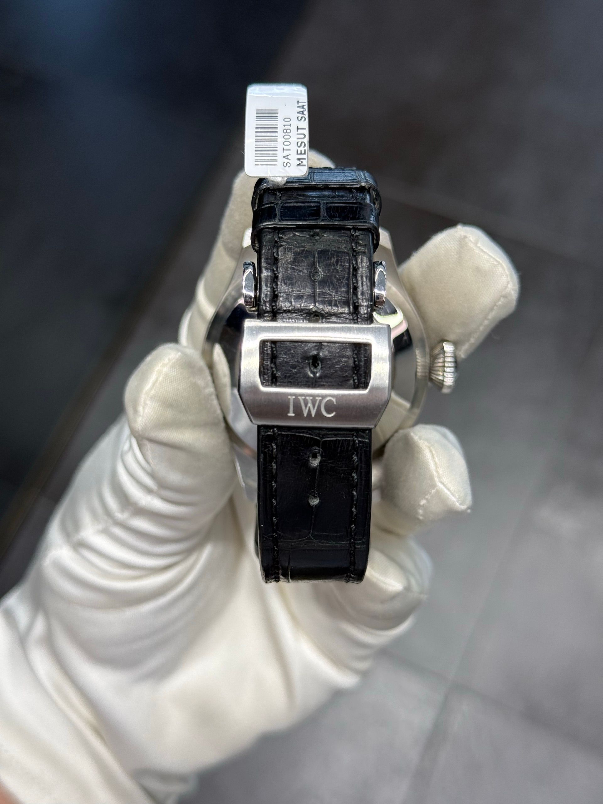IWC — 6