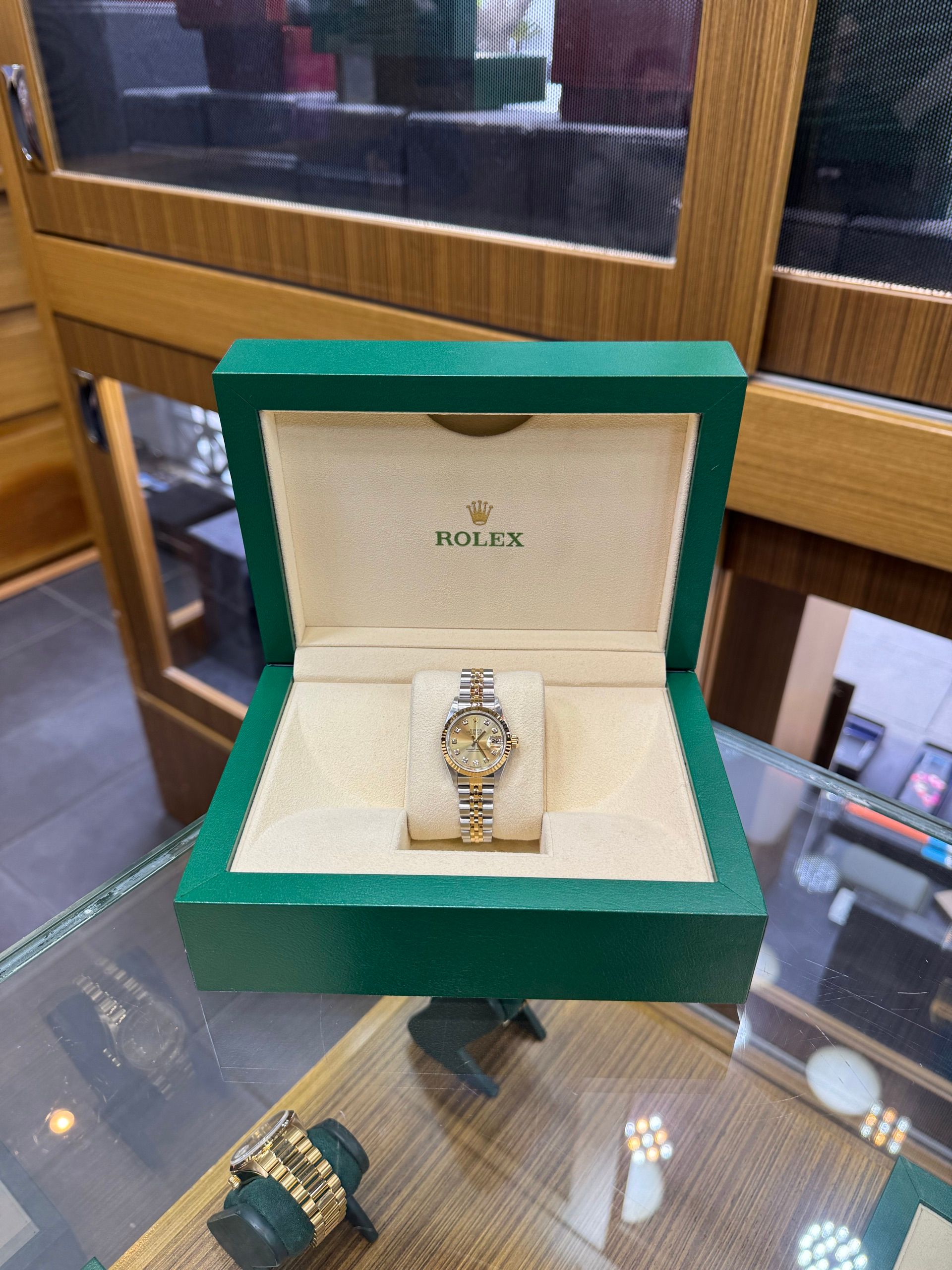 Rolex — 8