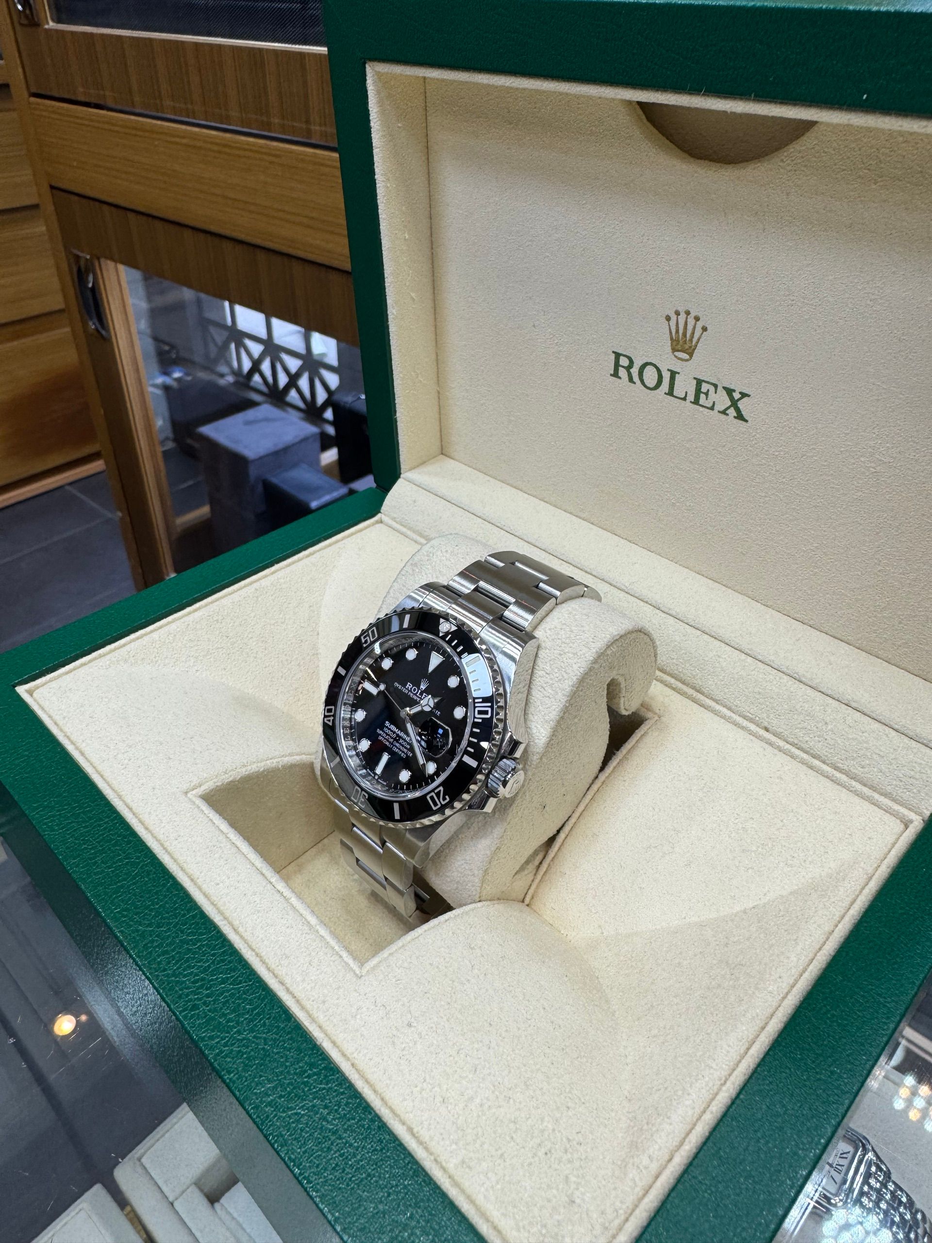 Rolex — 6