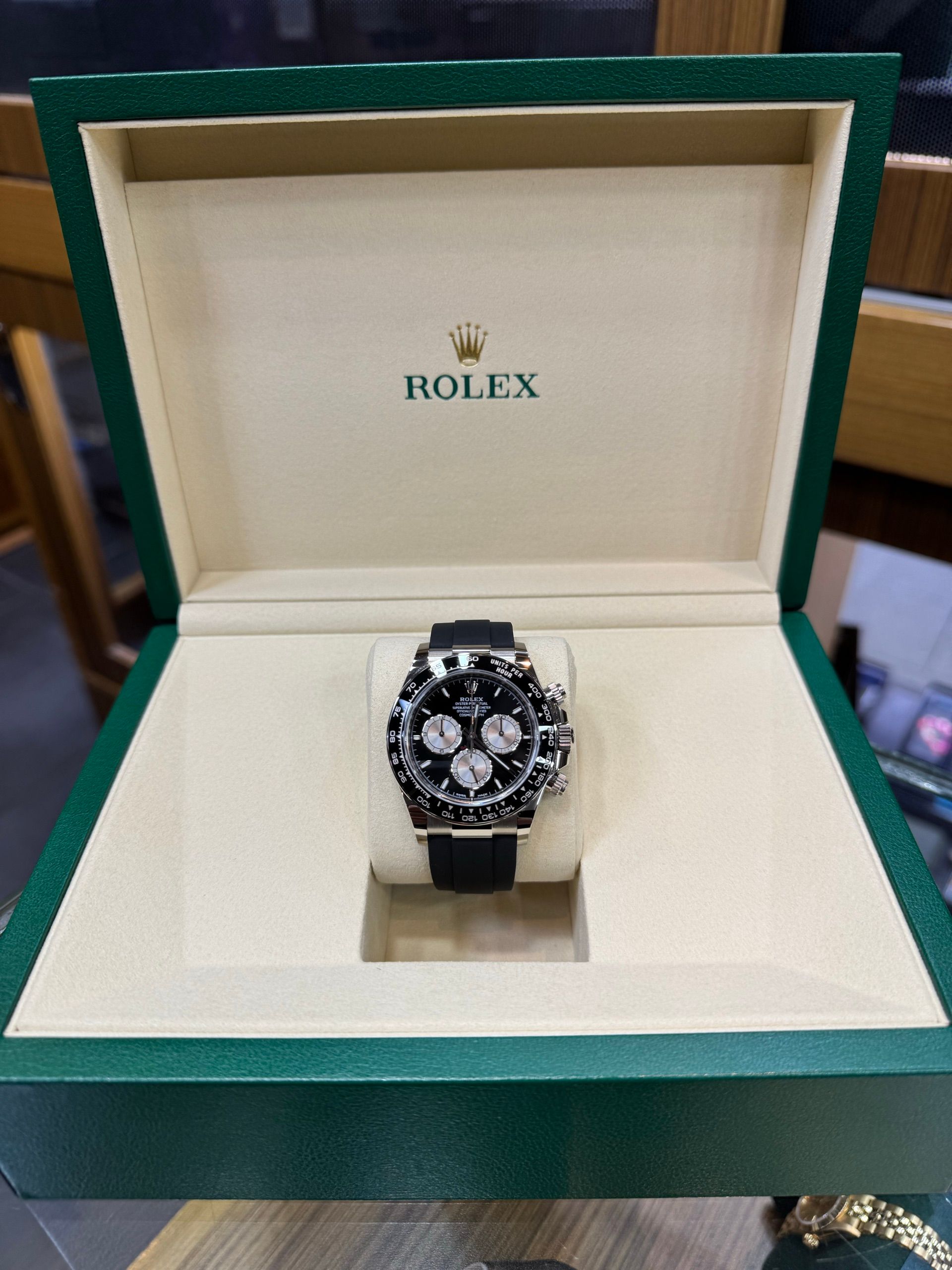 Rolex — 7