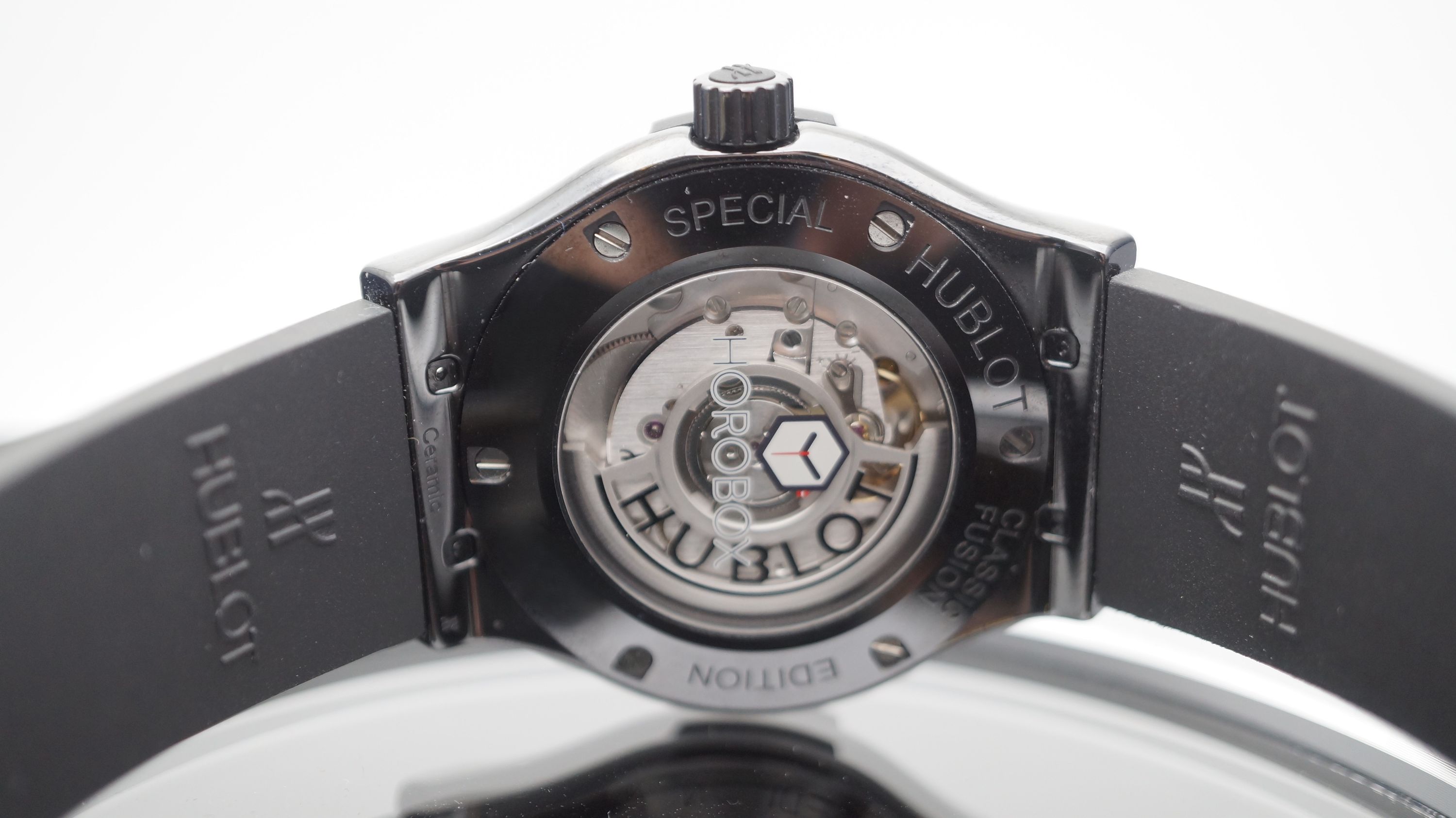 Hublot — 6
