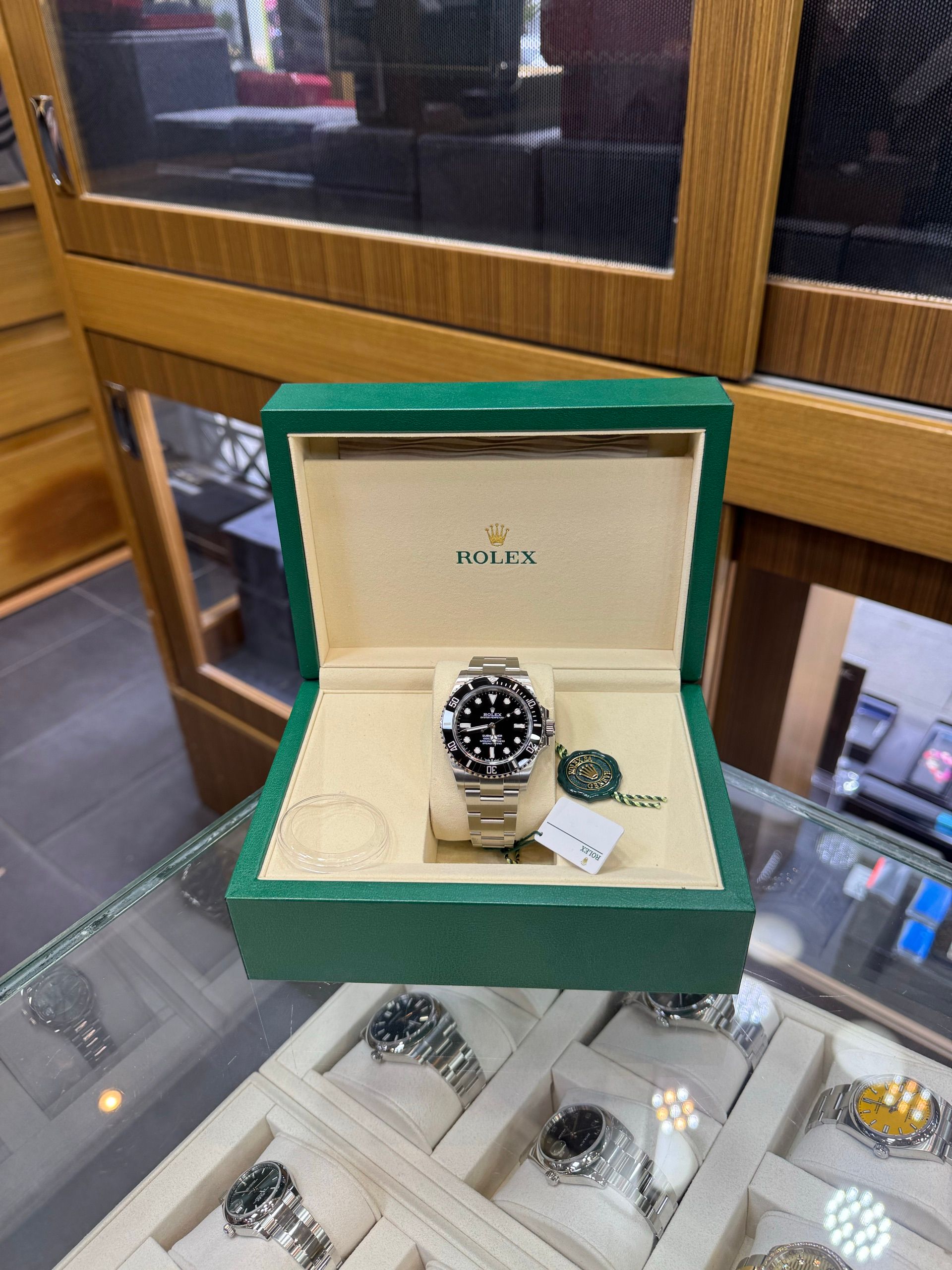 Rolex — 8