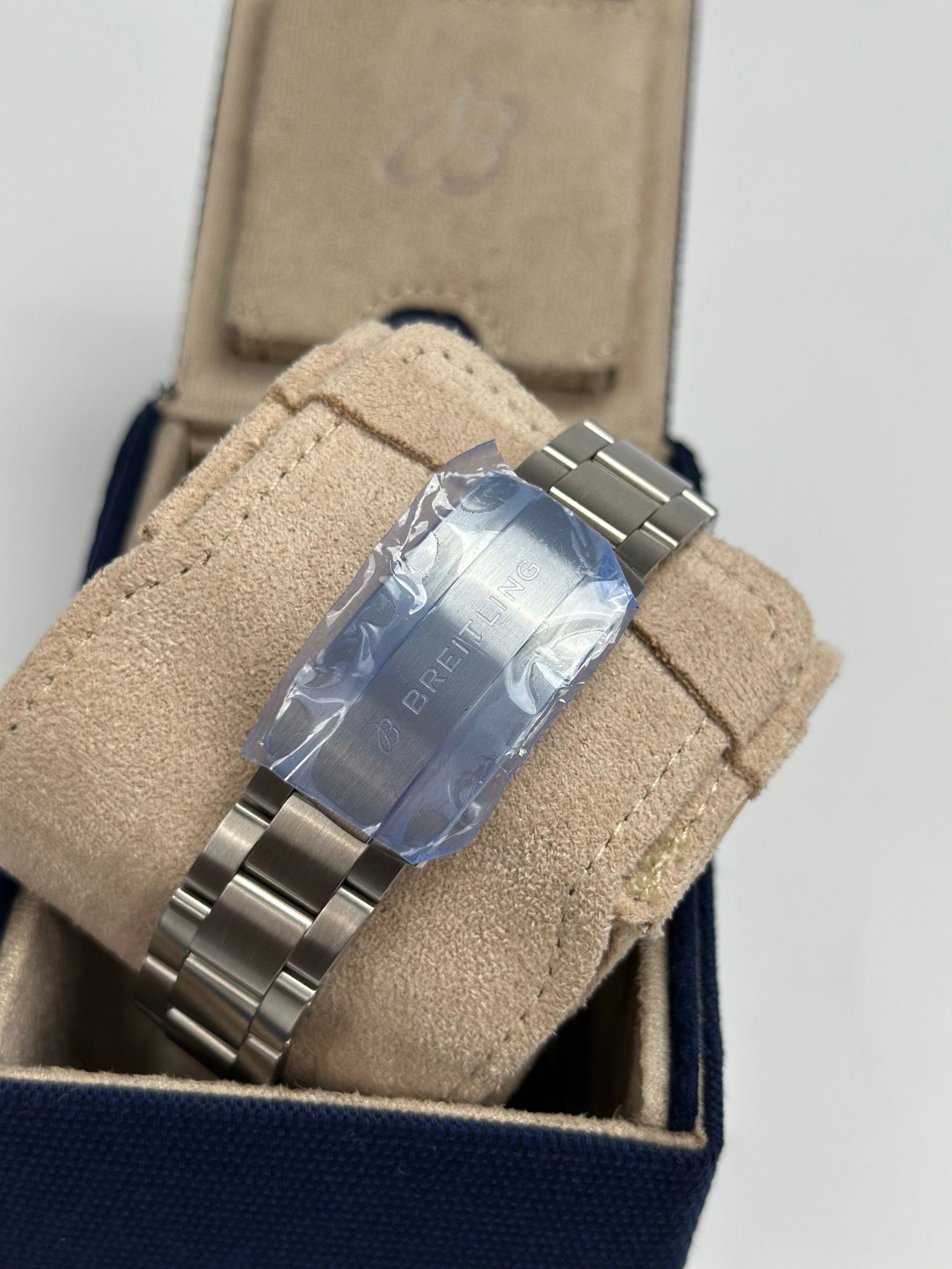 Breitling — 4
