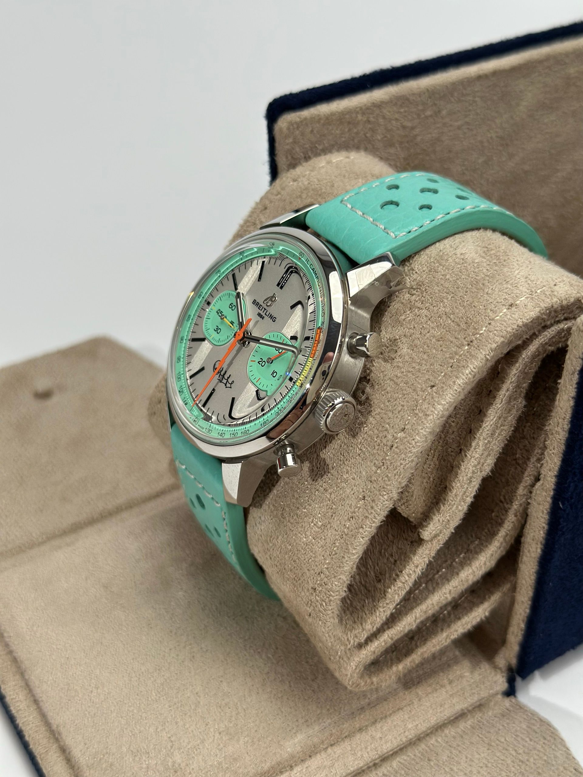 Breitling — 3