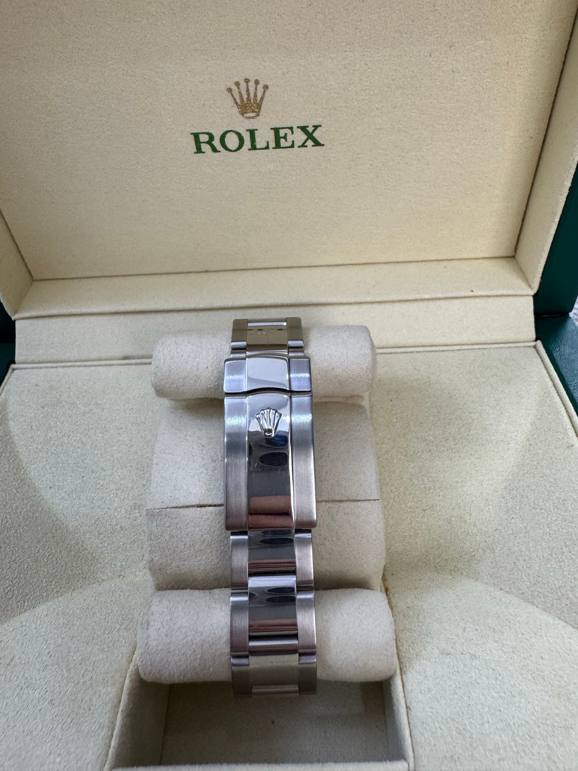Rolex — 3