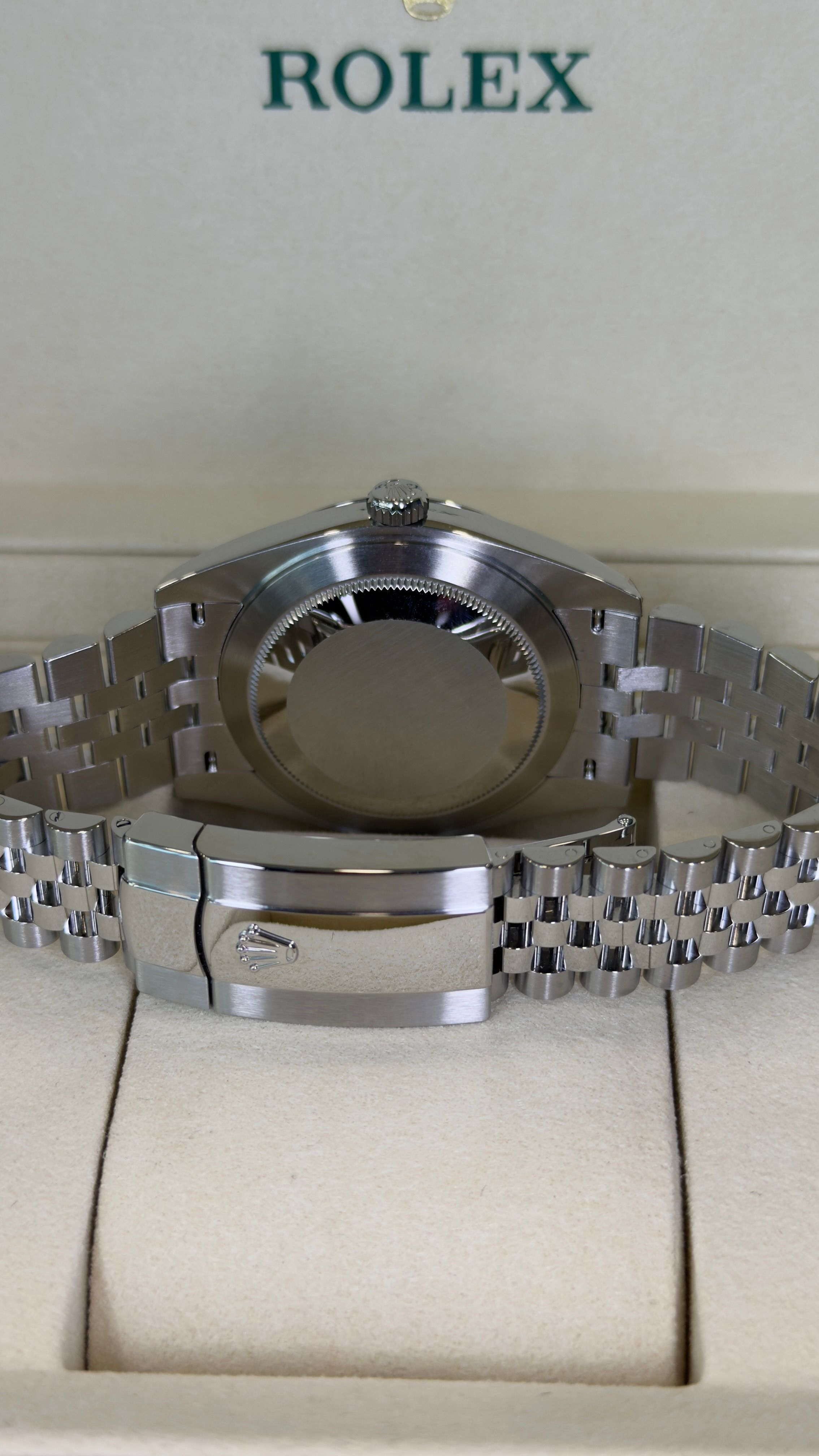 Rolex — 8