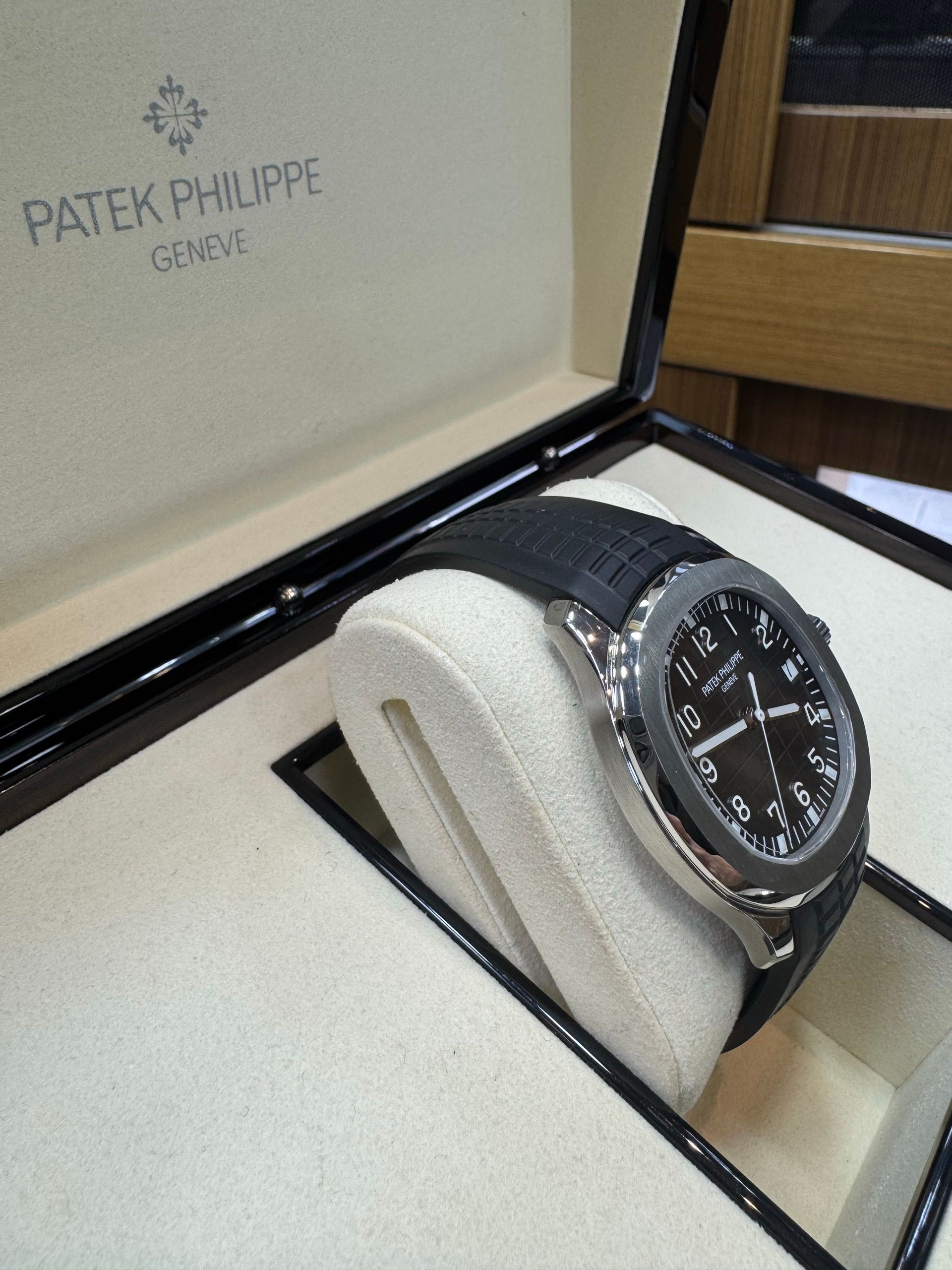 Patek Philippe — 2
