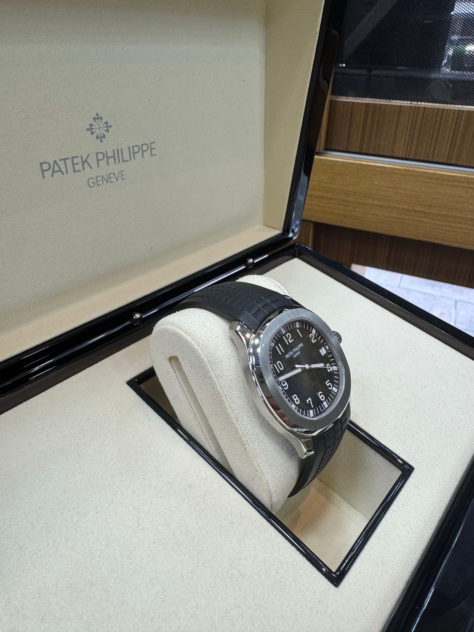 Patek Philippe — 5