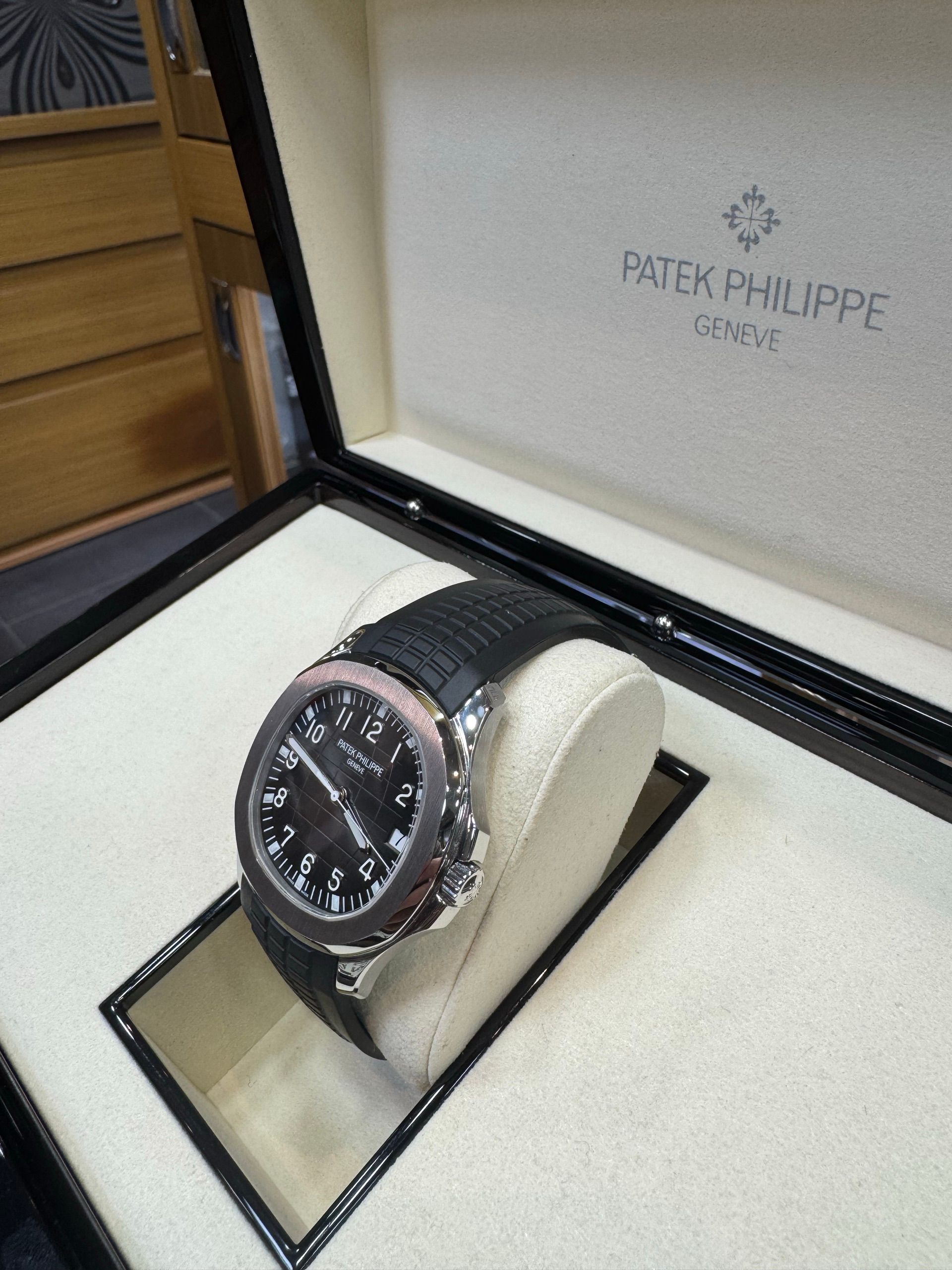 Patek Philippe — 6