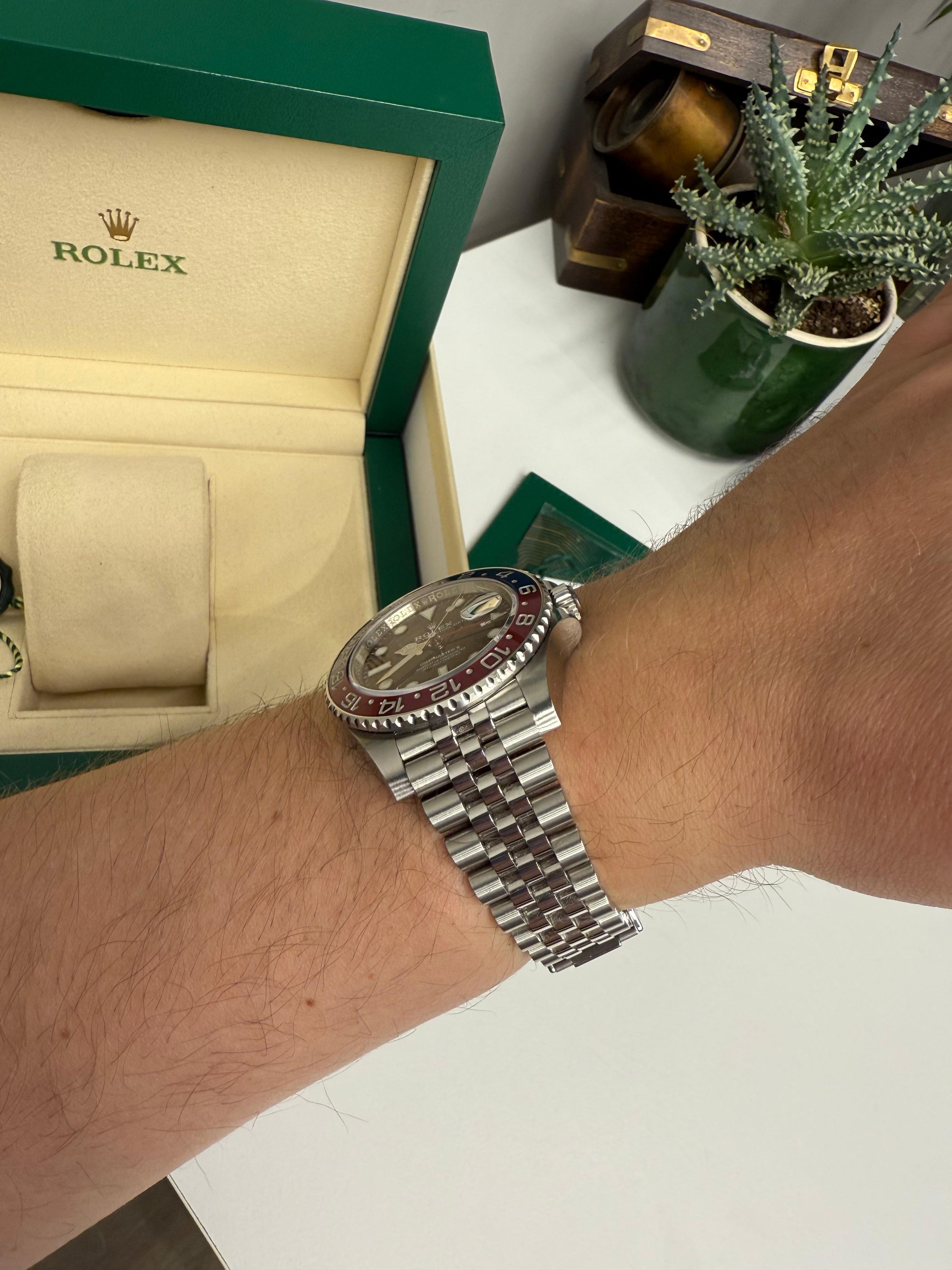 Rolex — 2