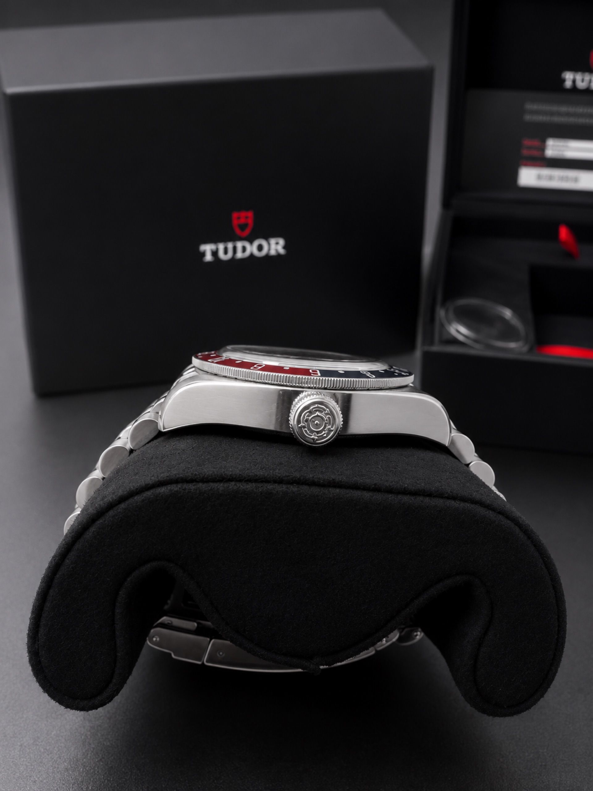 Tudor — 6