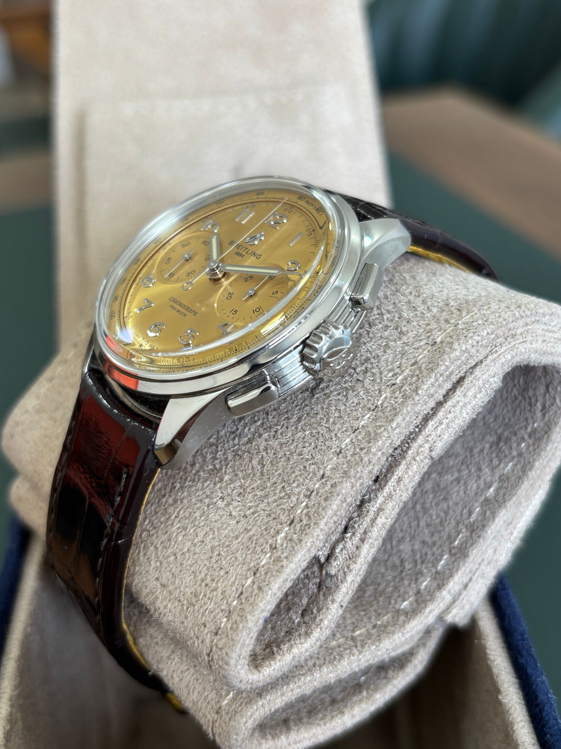 Breitling — 3
