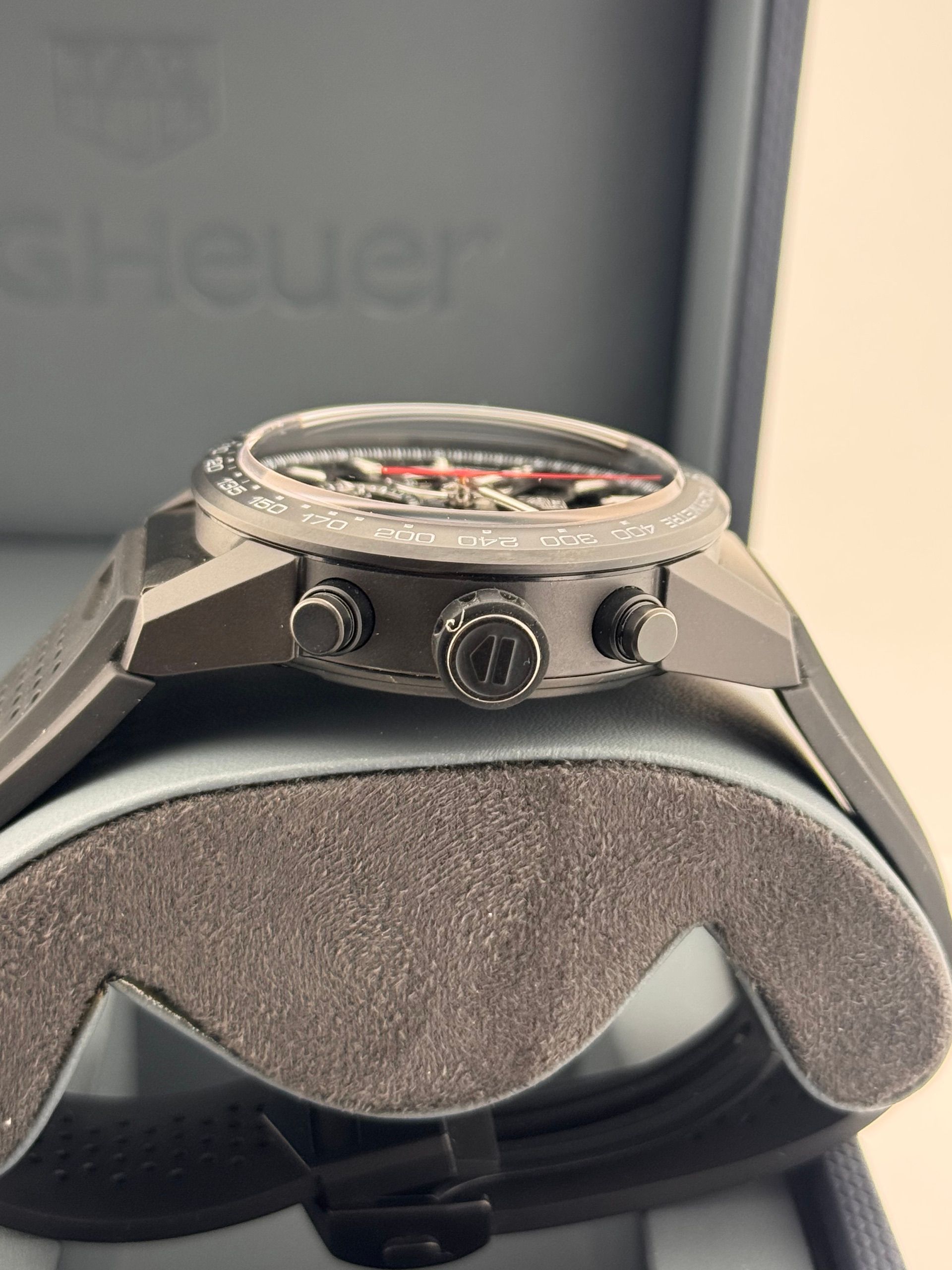 Tag Heuer — 2