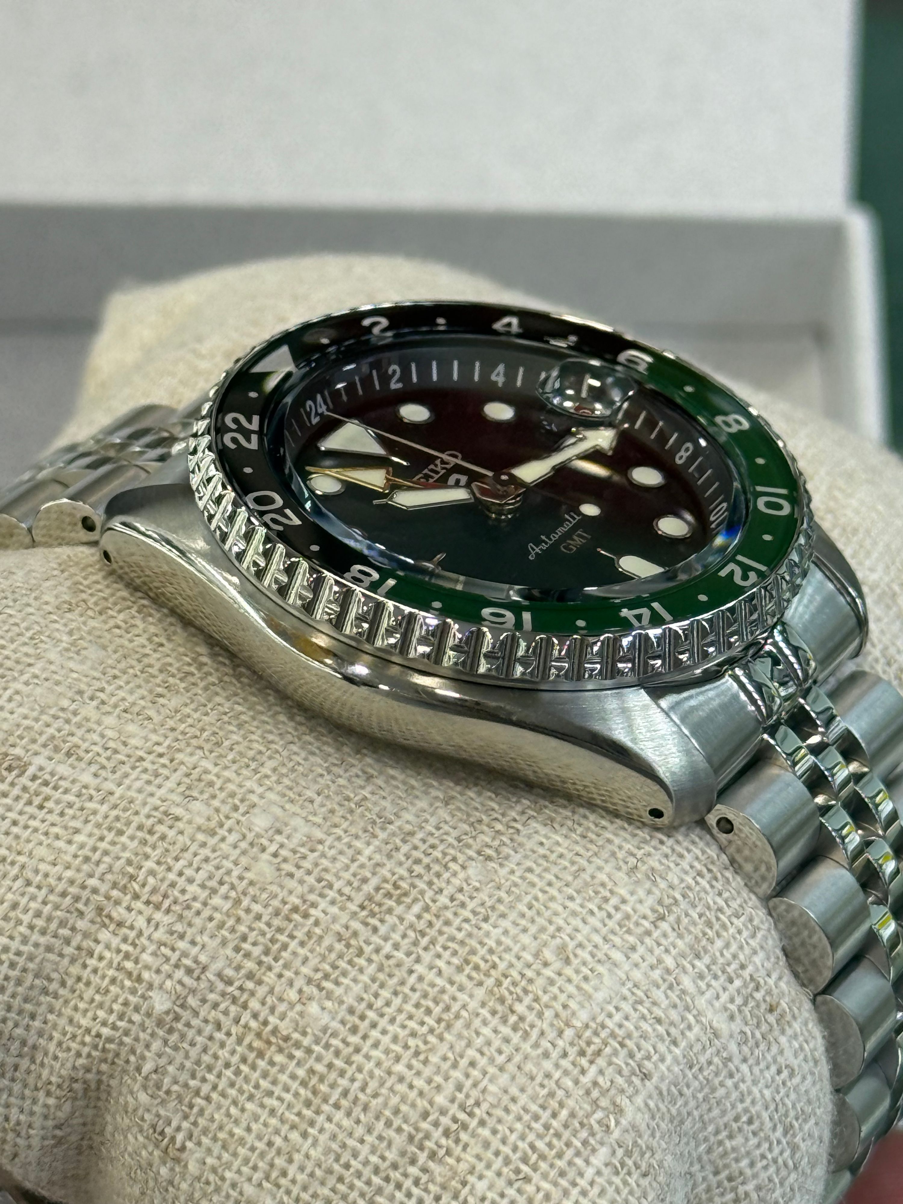 Seiko — 2
