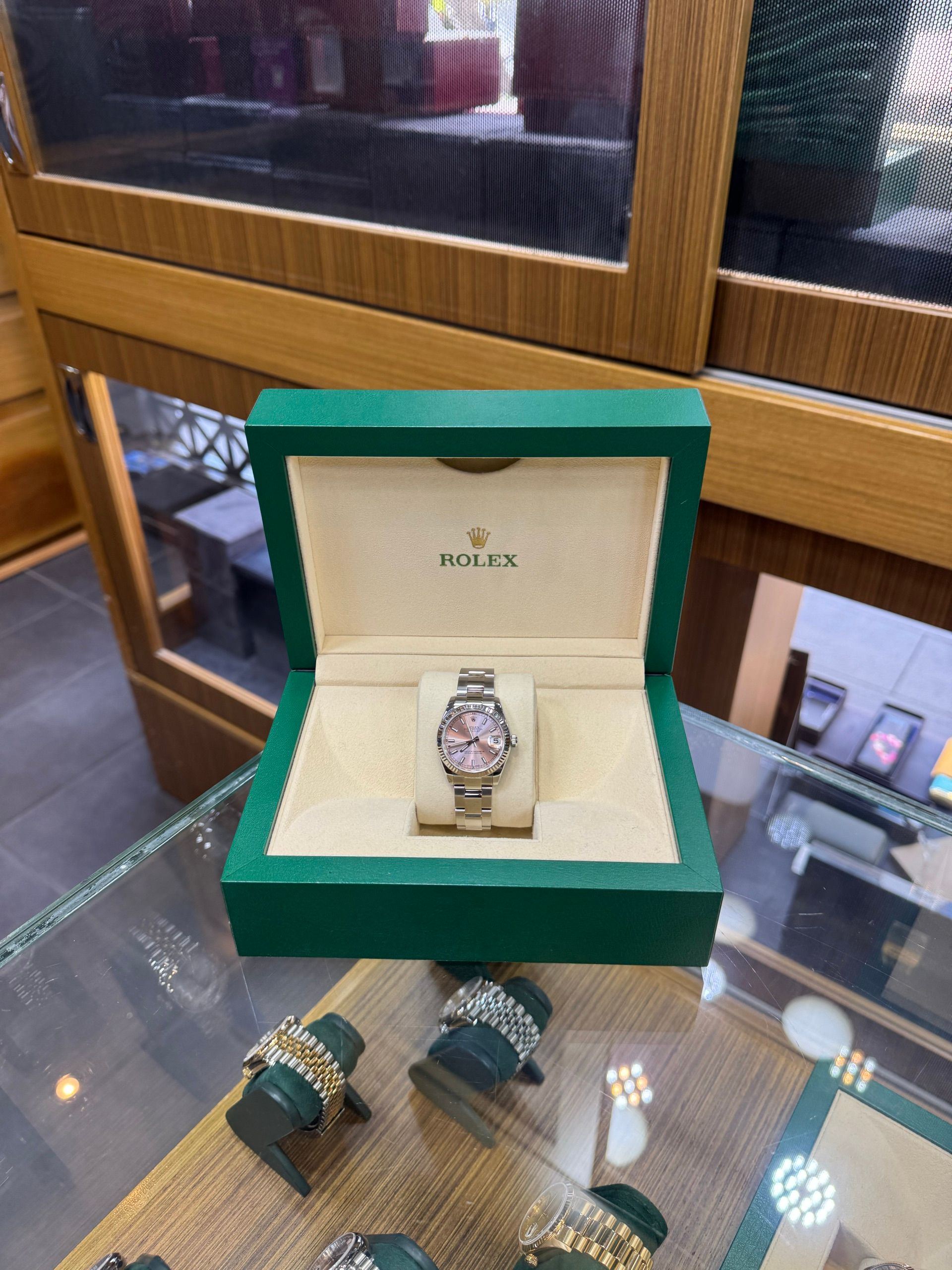 Rolex — 8