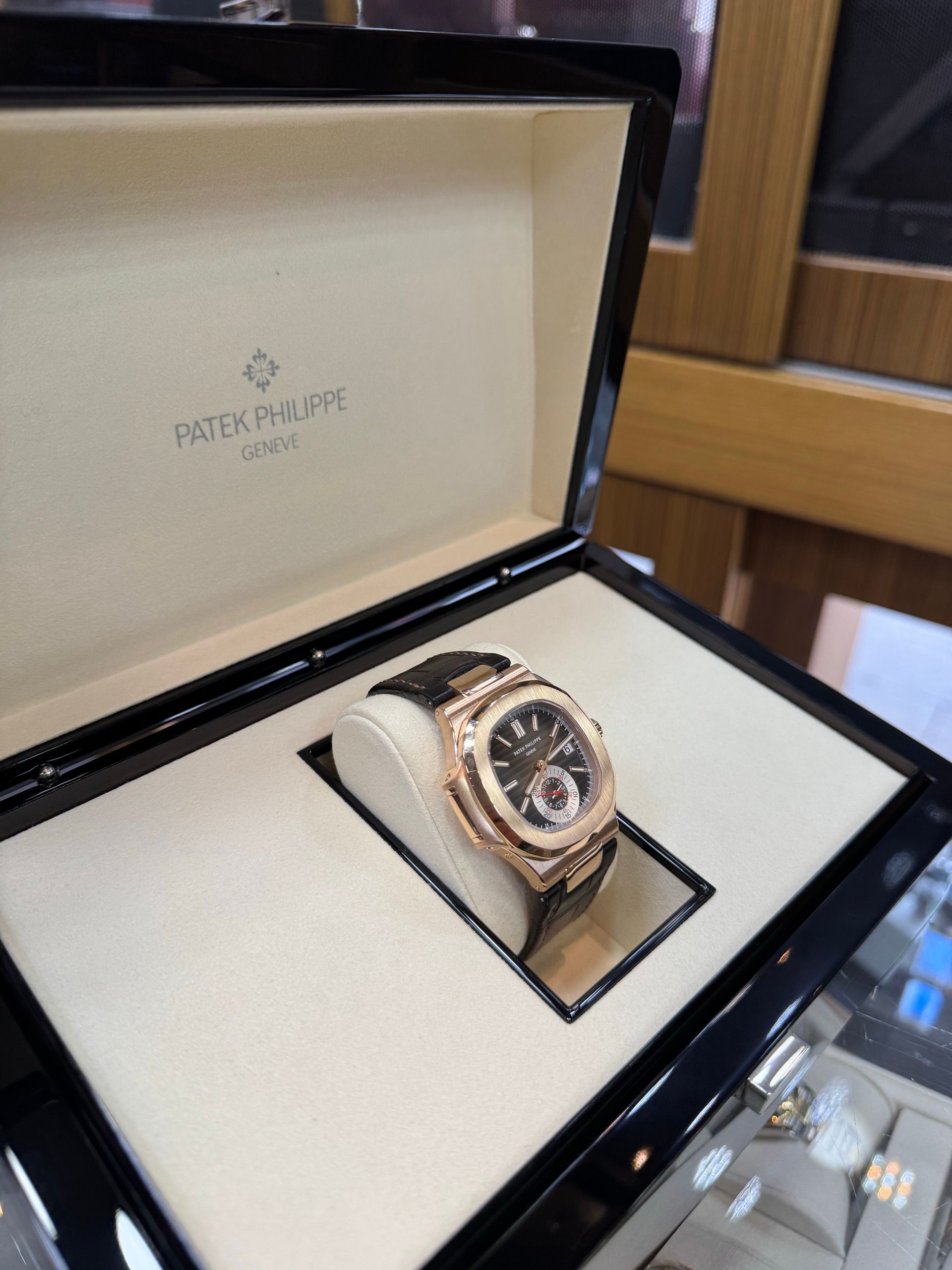 Patek Philippe — 5
