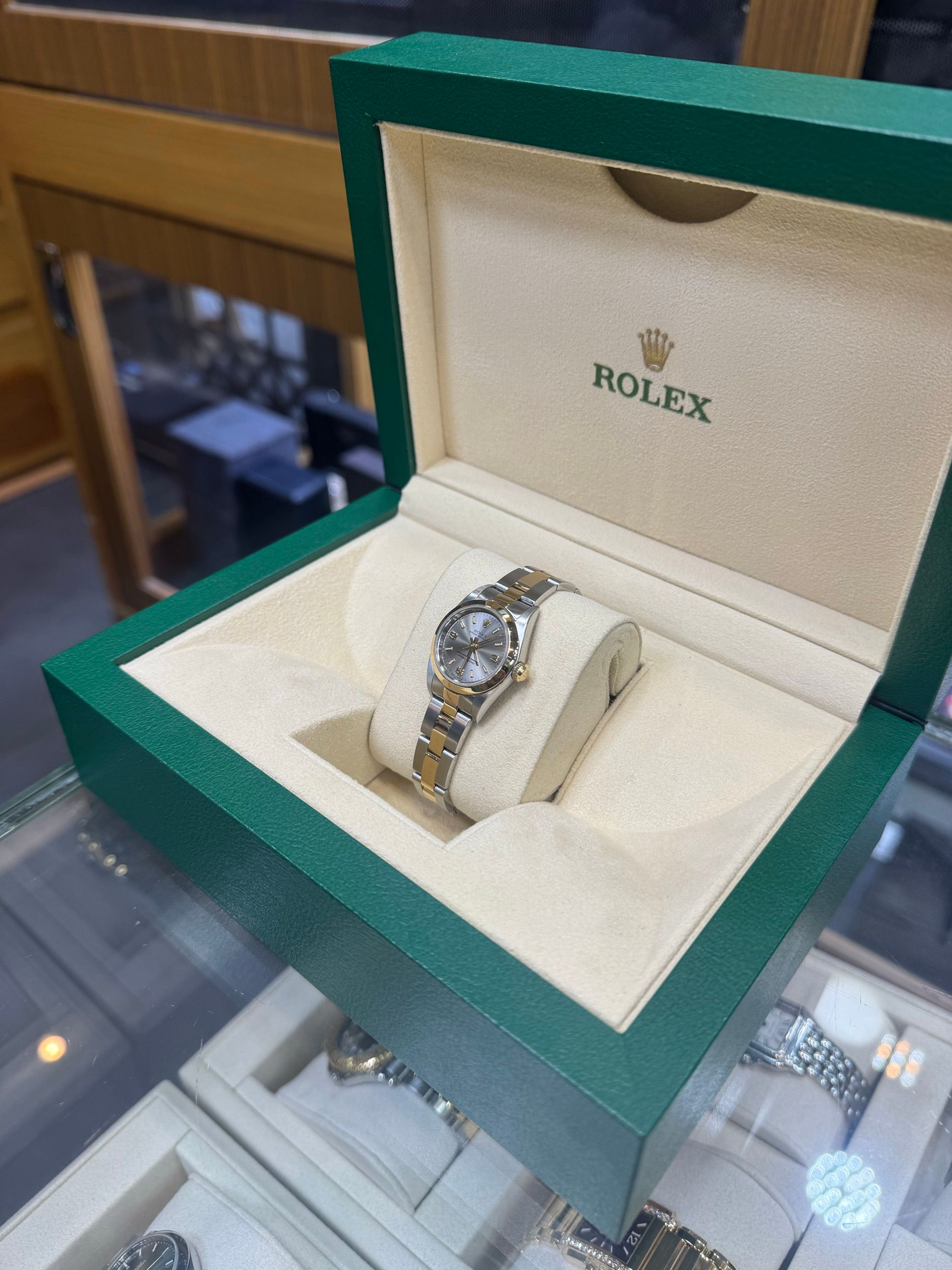 Rolex — 6