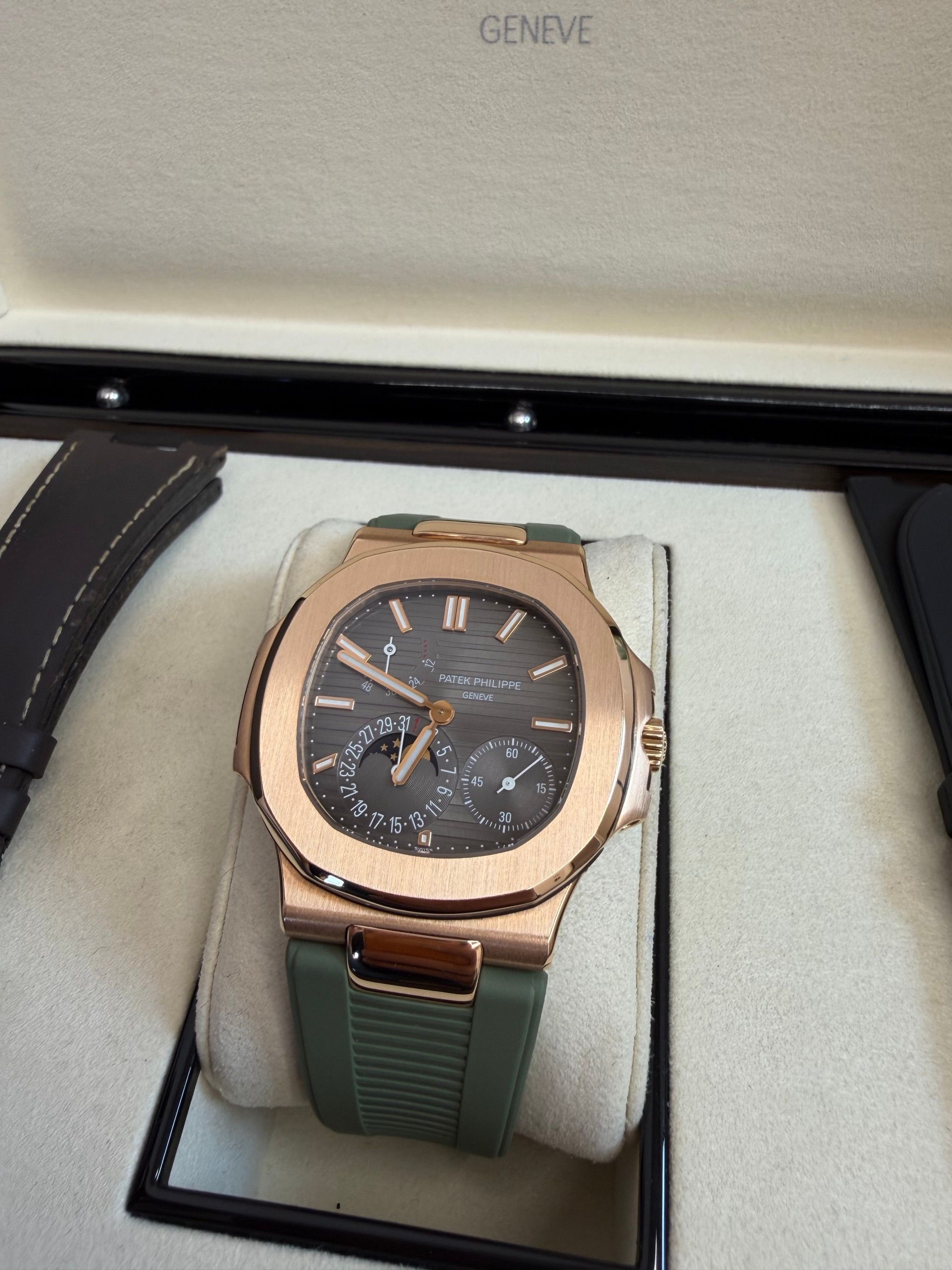 Patek Philippe — 5