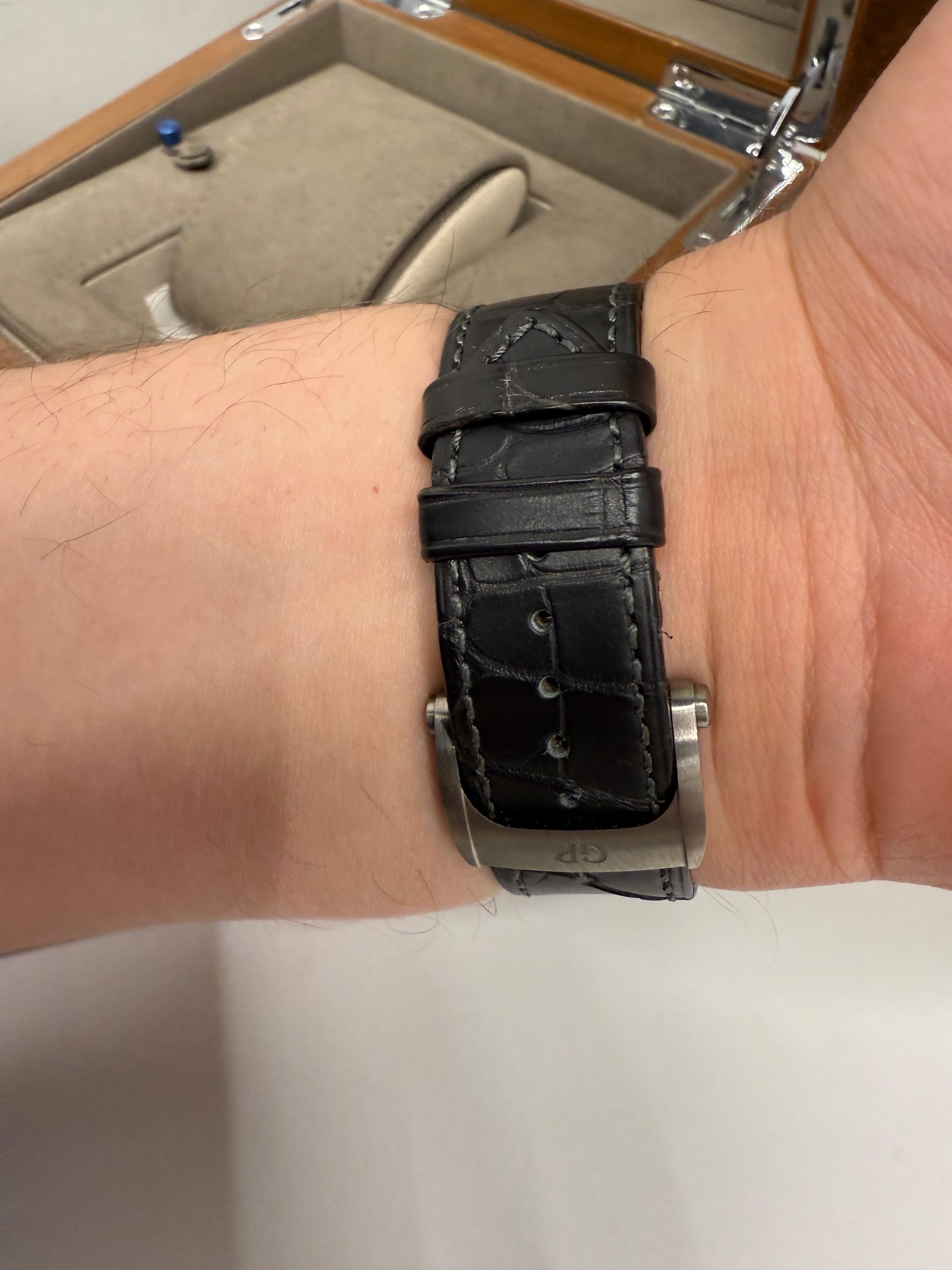 Girard-Perregaux — 3