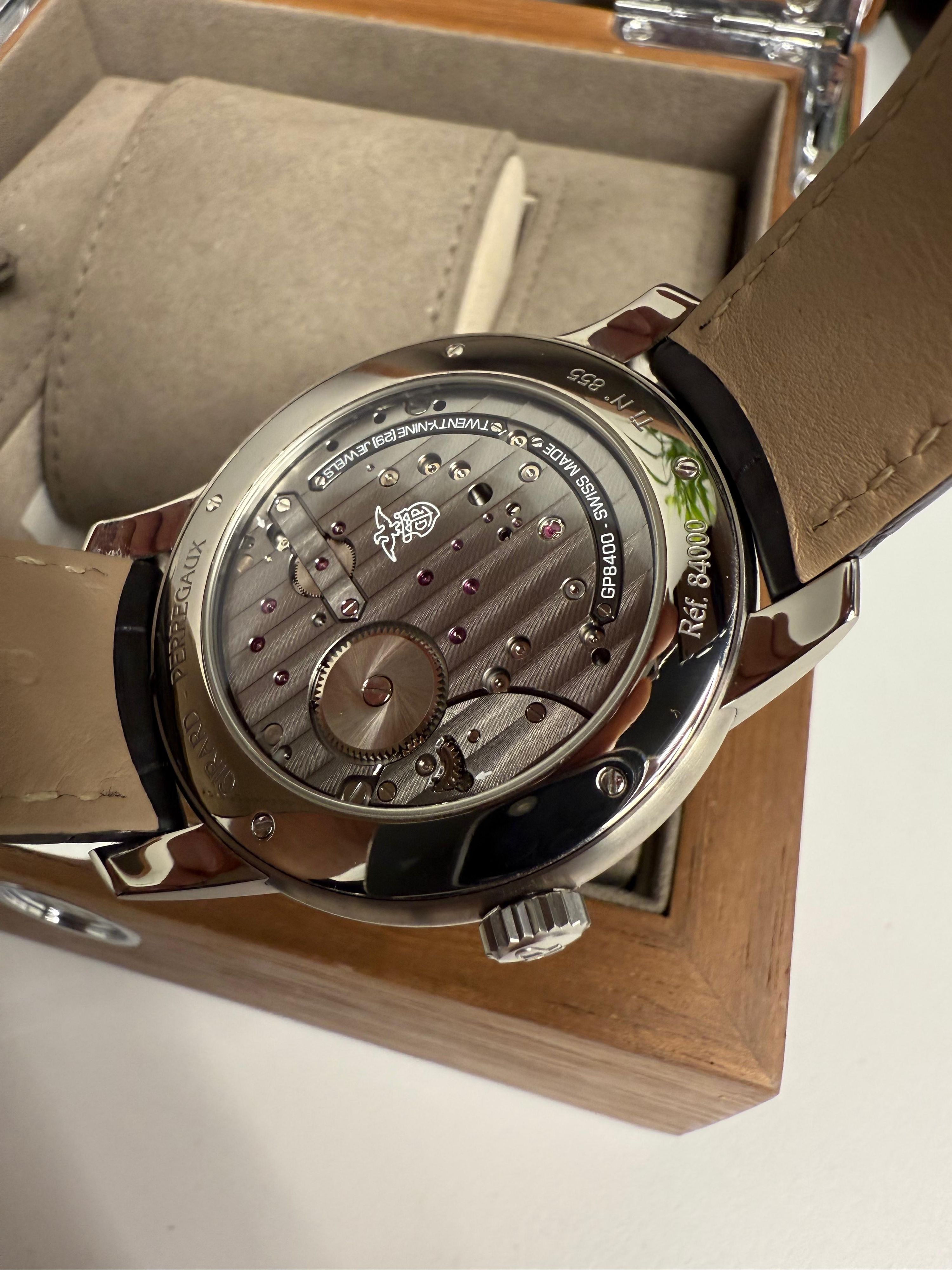 Girard-Perregaux — 4
