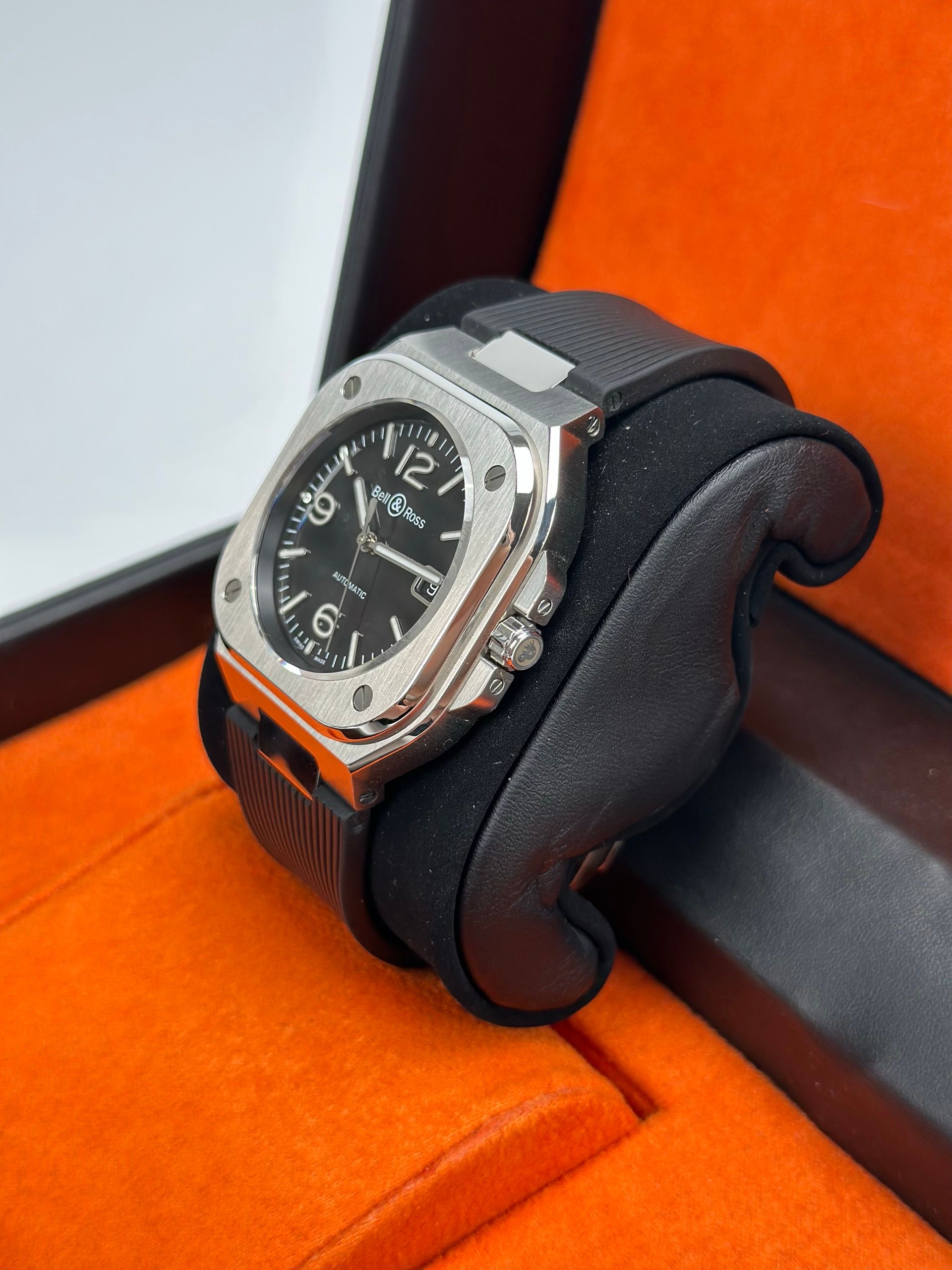 Bell & Ross — 3