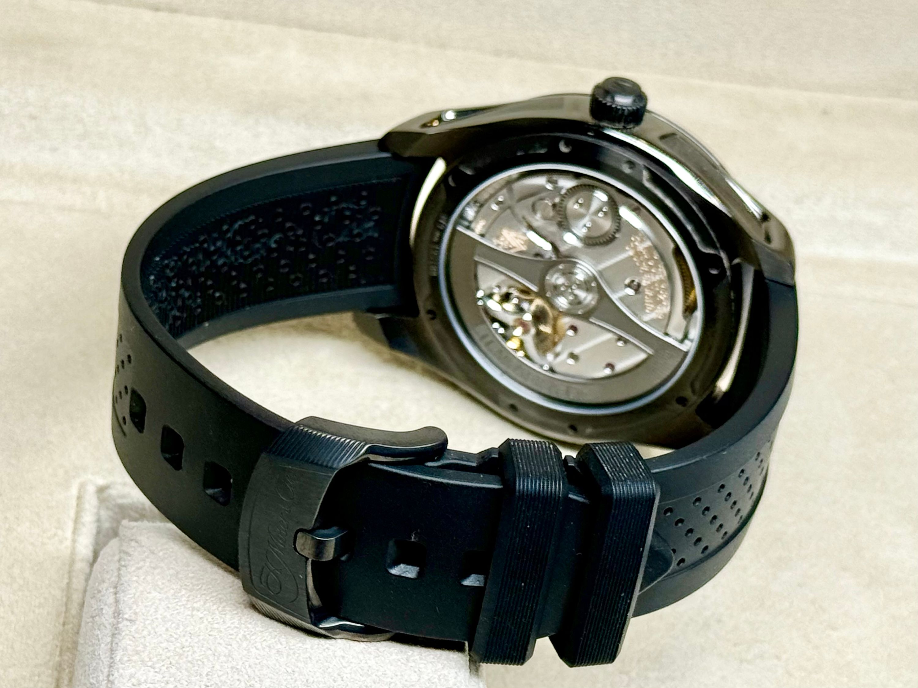 H. Moser & Cie — 6