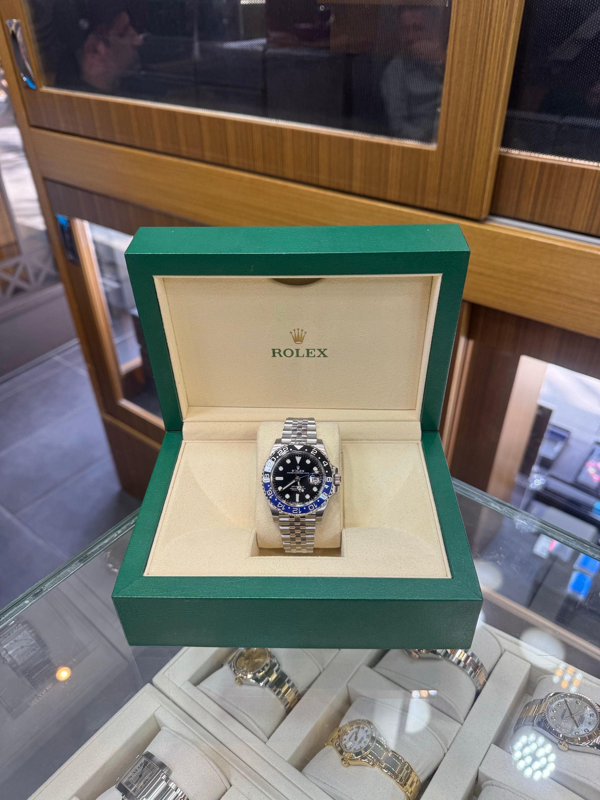Rolex — 8