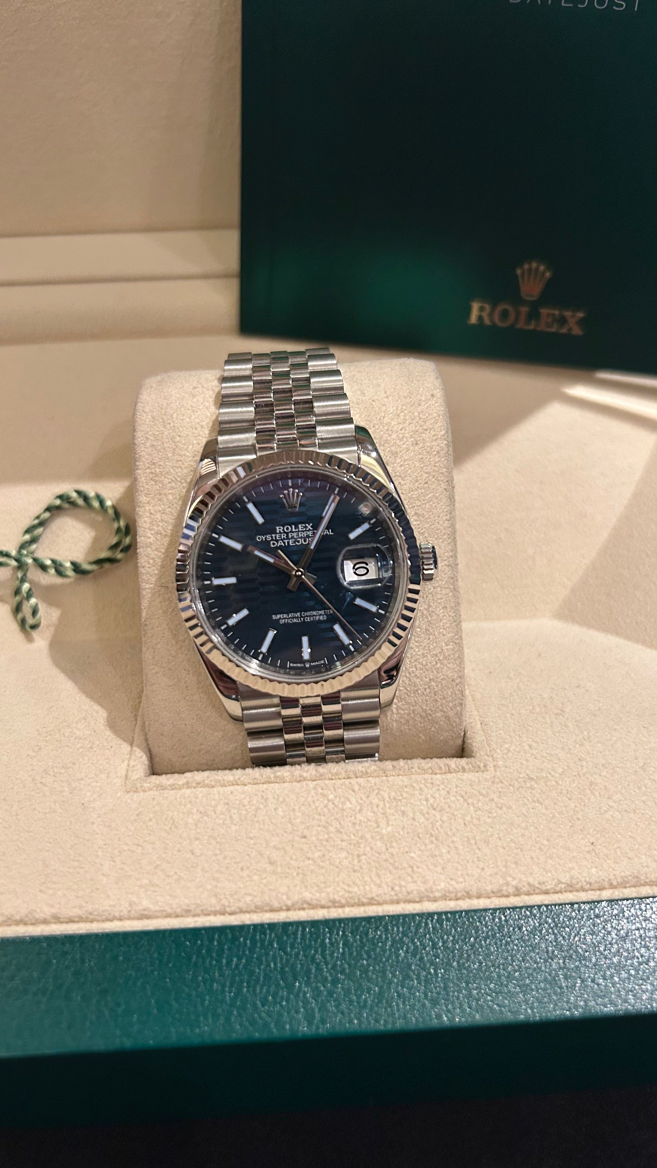 Rolex — 2