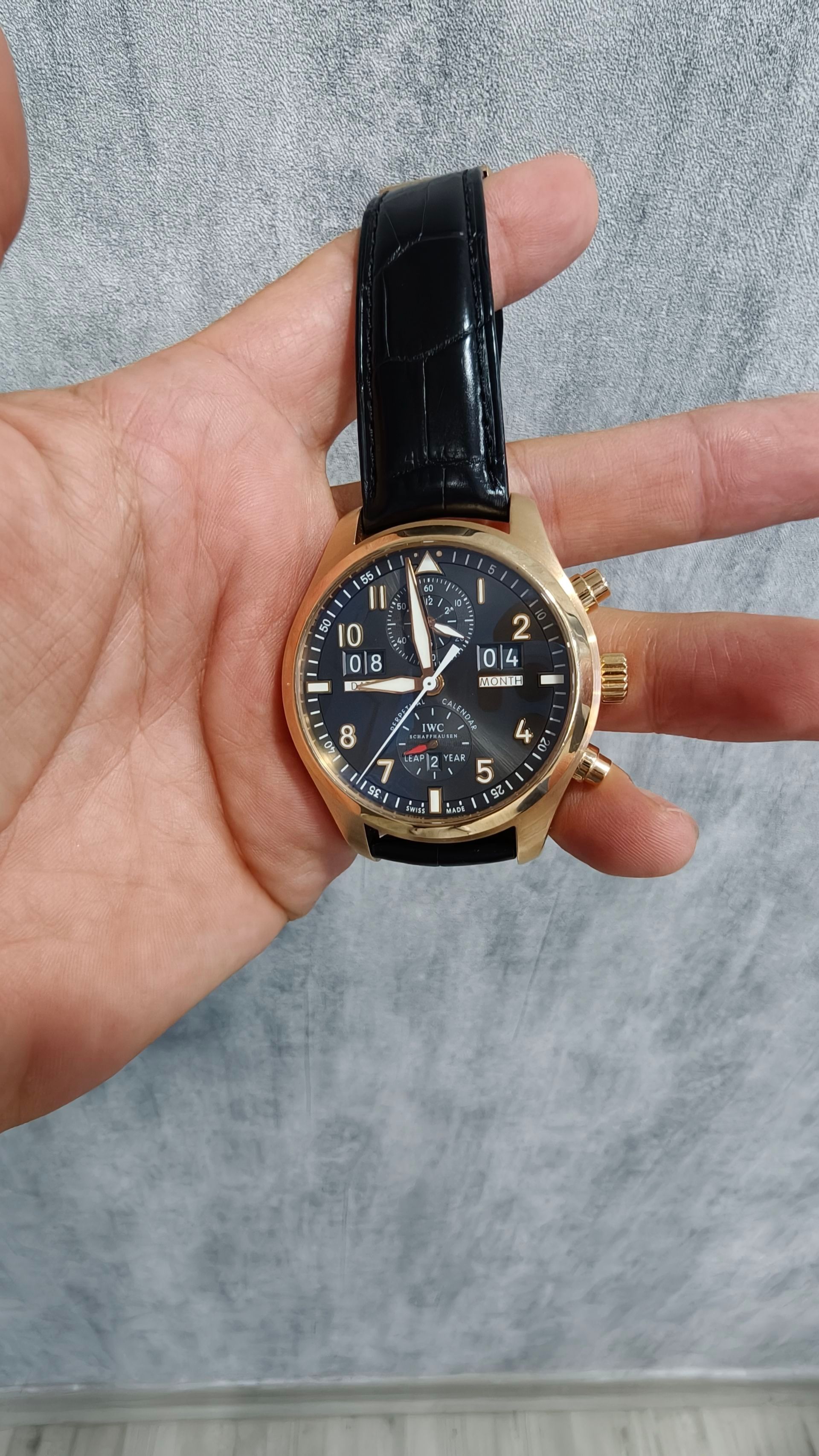 IWC — 7