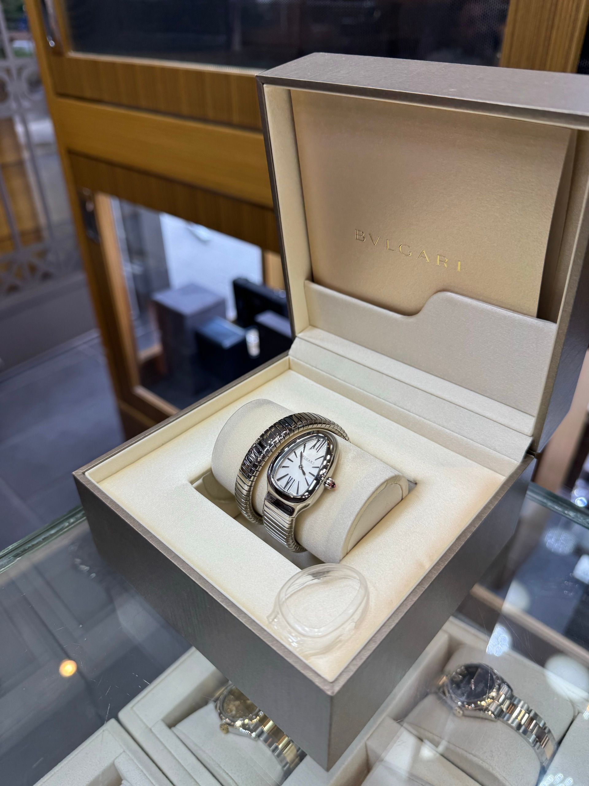 Bvlgari — 6