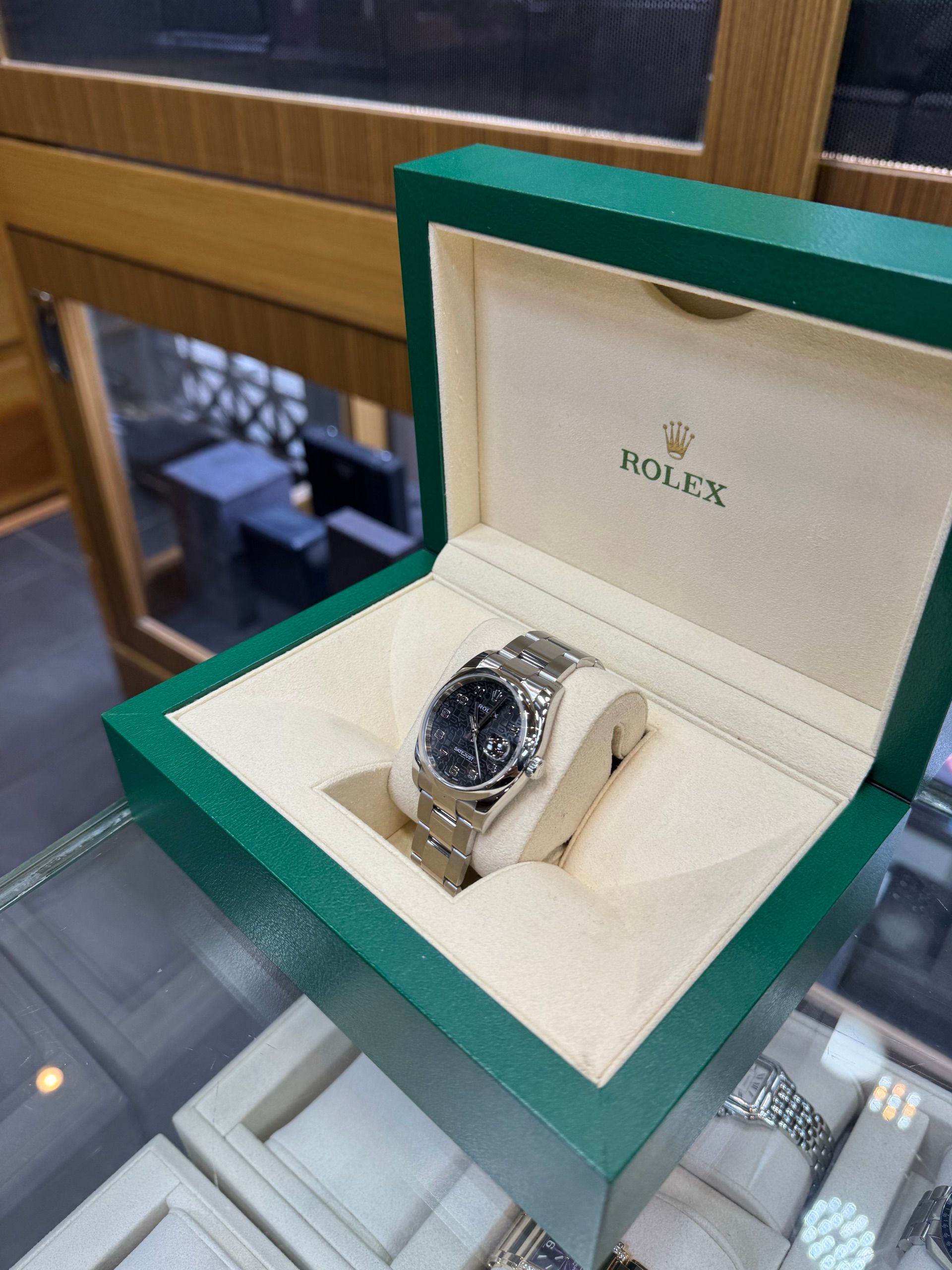 Rolex — 6