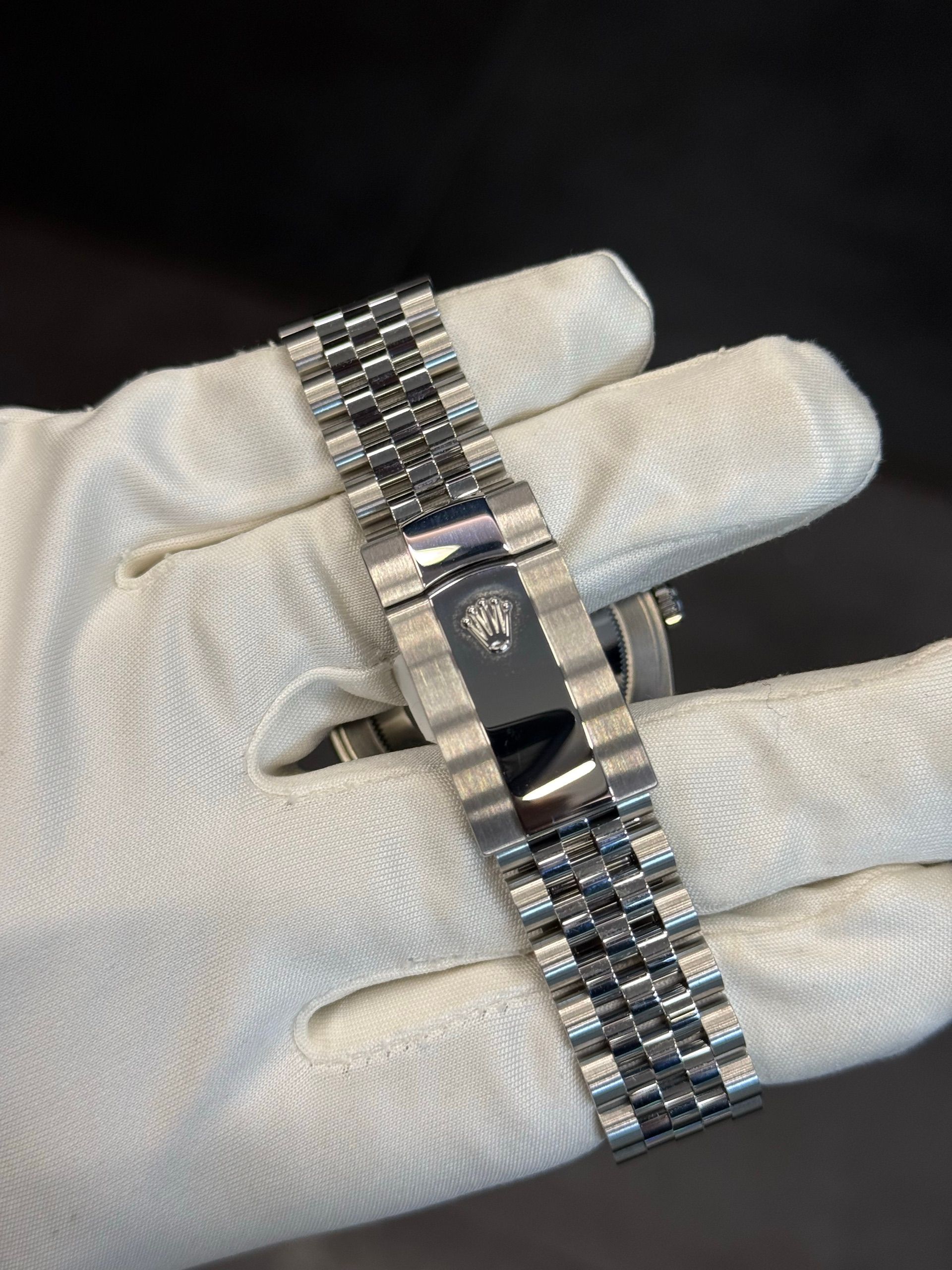 Rolex — 4