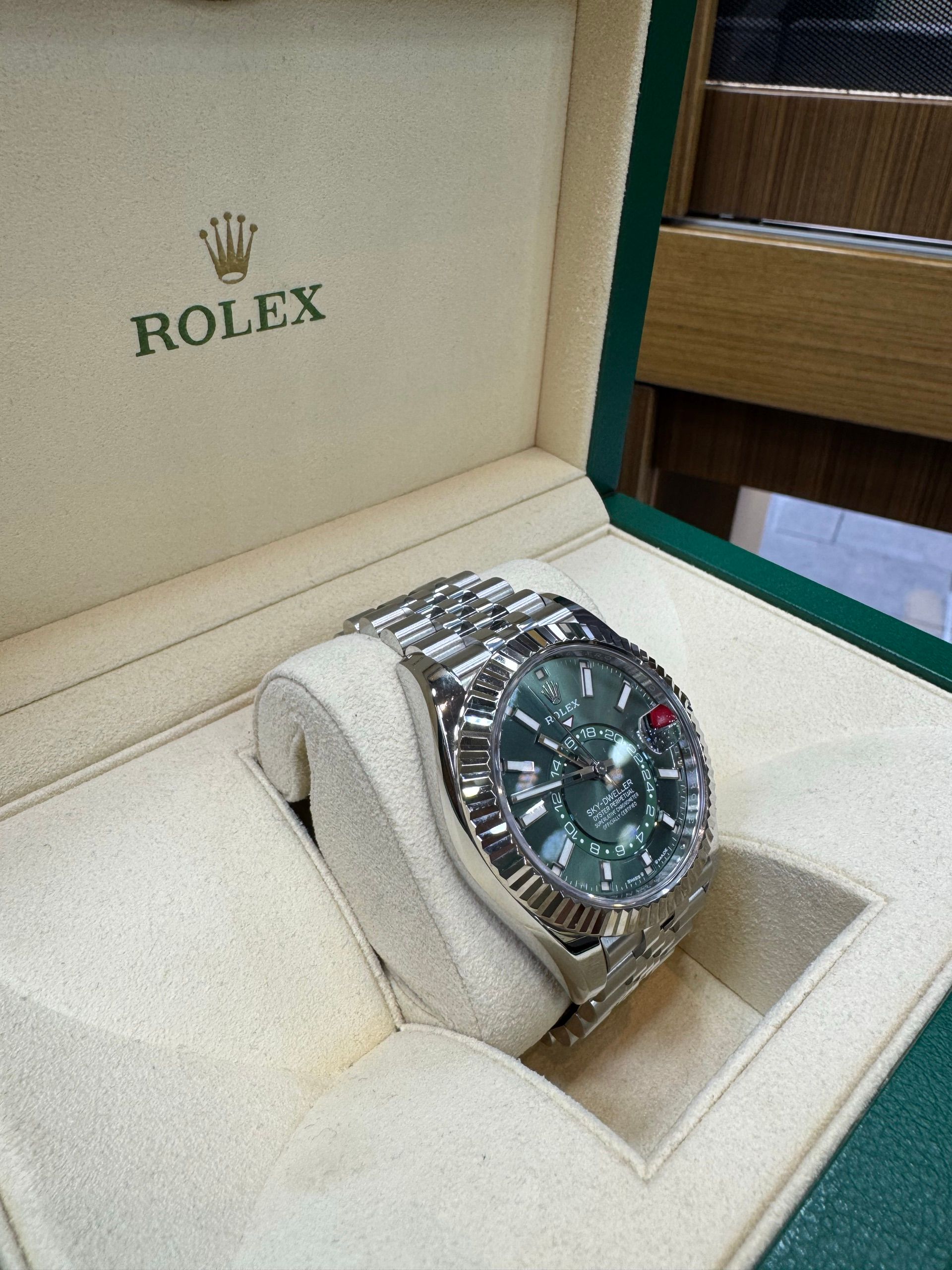 Rolex — 2