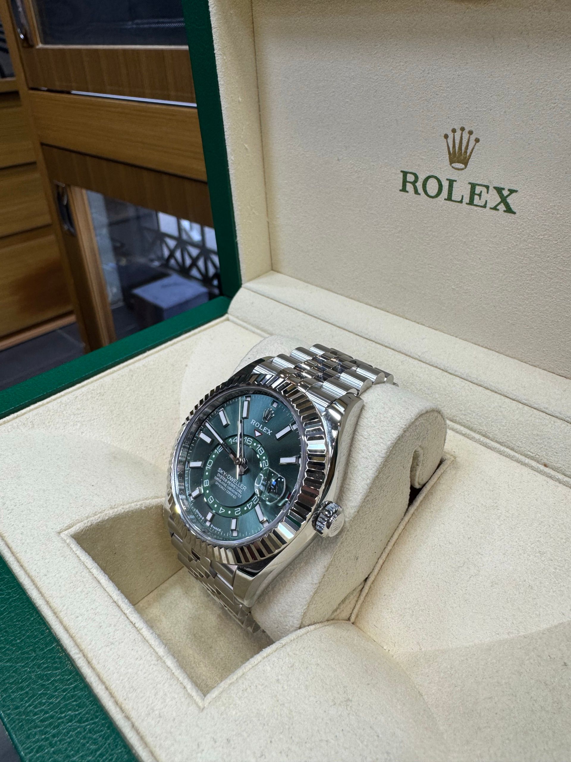 Rolex — 3