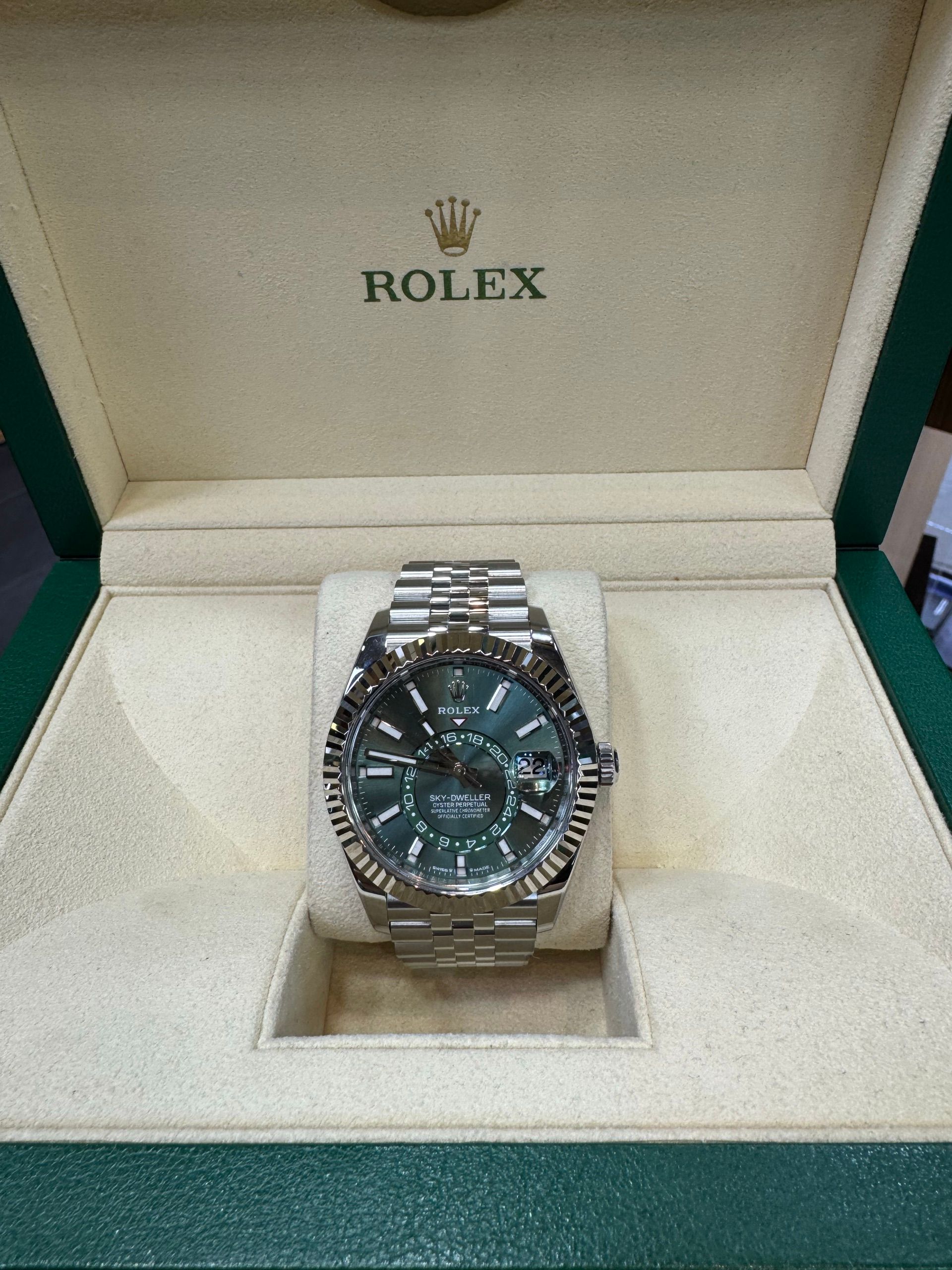 Rolex — 4